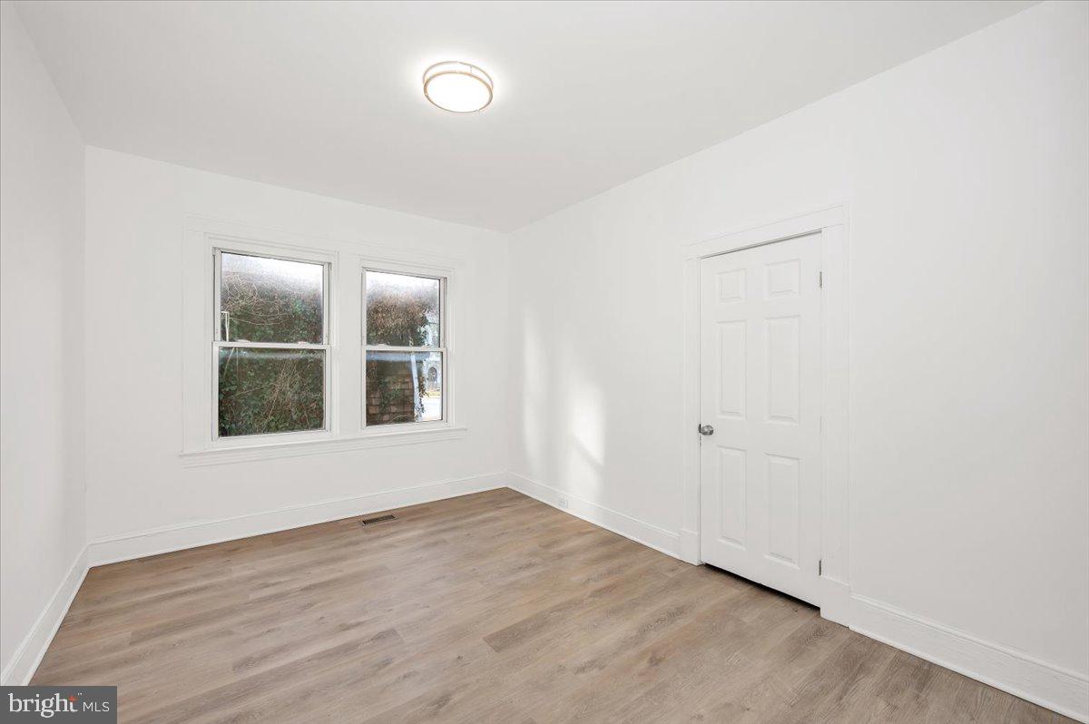 GARRISON - Residential