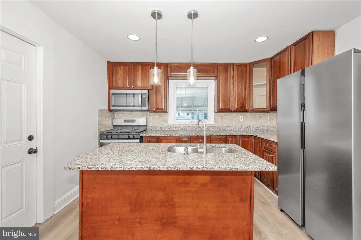 GARRISON - Residential