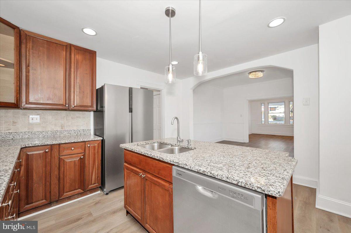 GARRISON - Residential