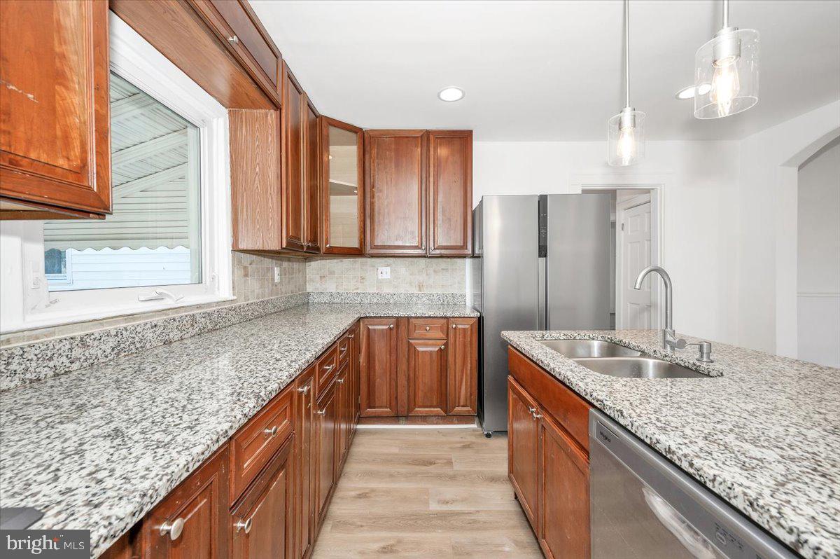 GARRISON - Residential