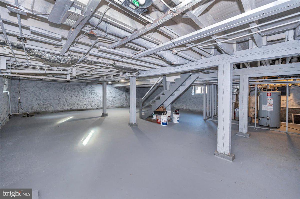 GARRISON - Residential