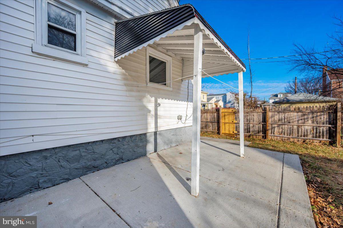 GARRISON - Residential