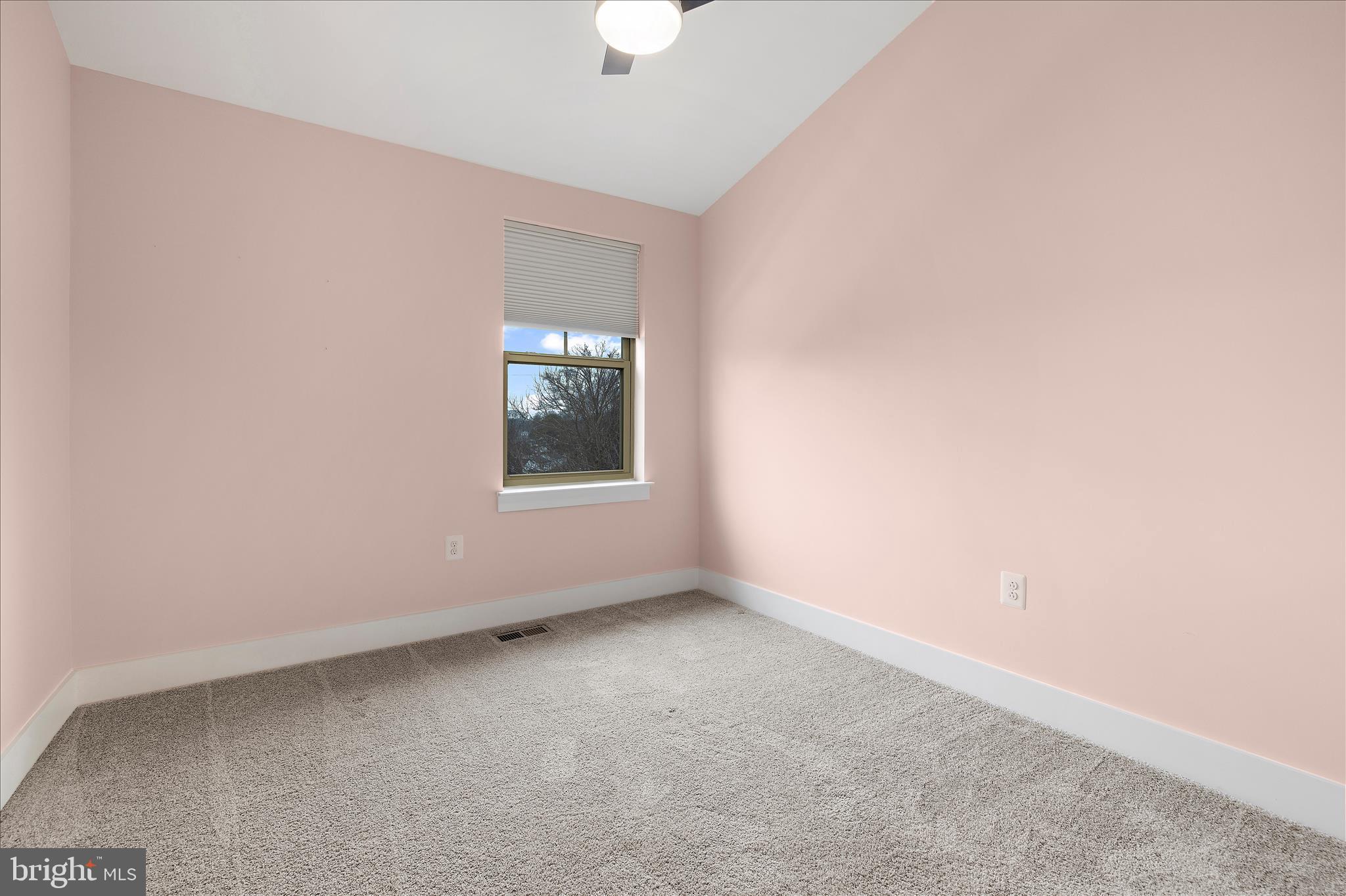 PRIMROSE HILL - Residential