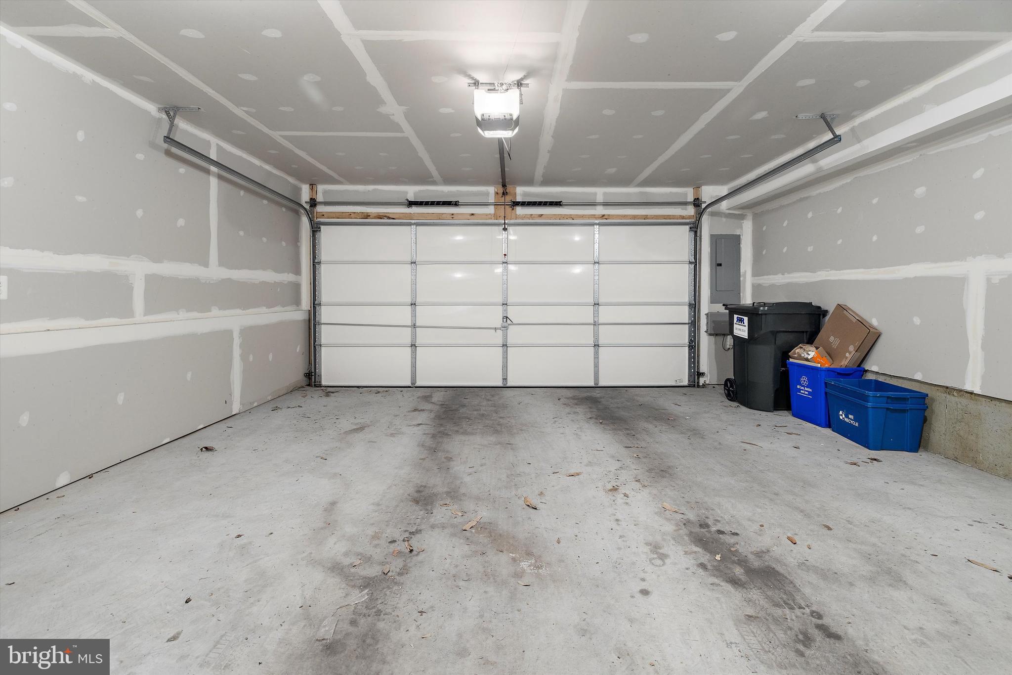 PRIMROSE HILL - Residential