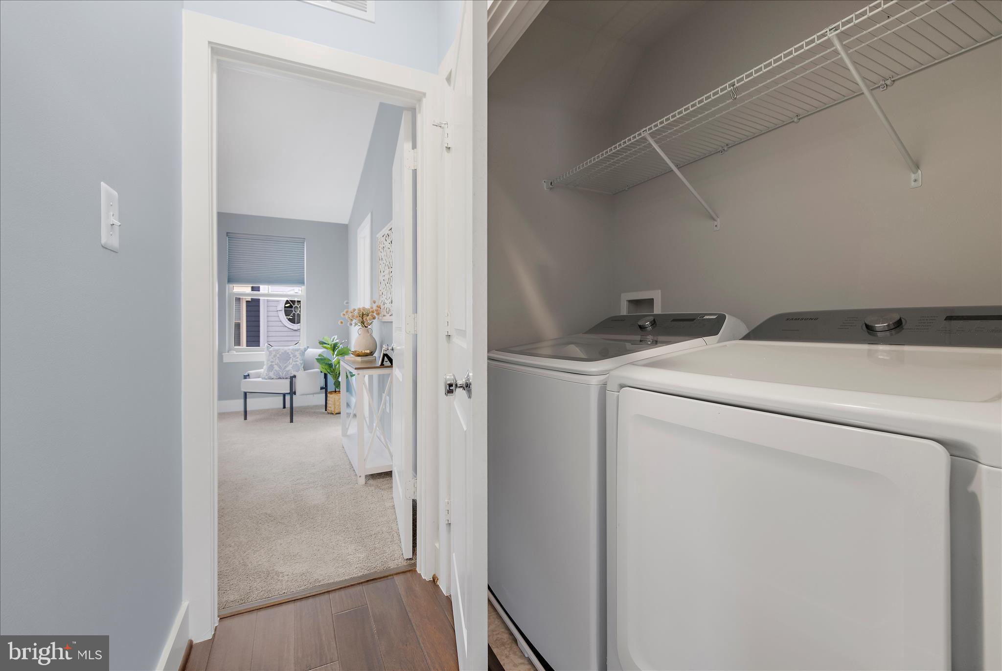 PRIMROSE HILL - Residential