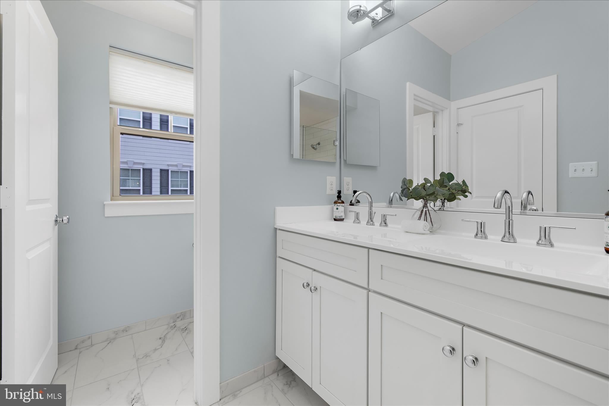 PRIMROSE HILL - Residential