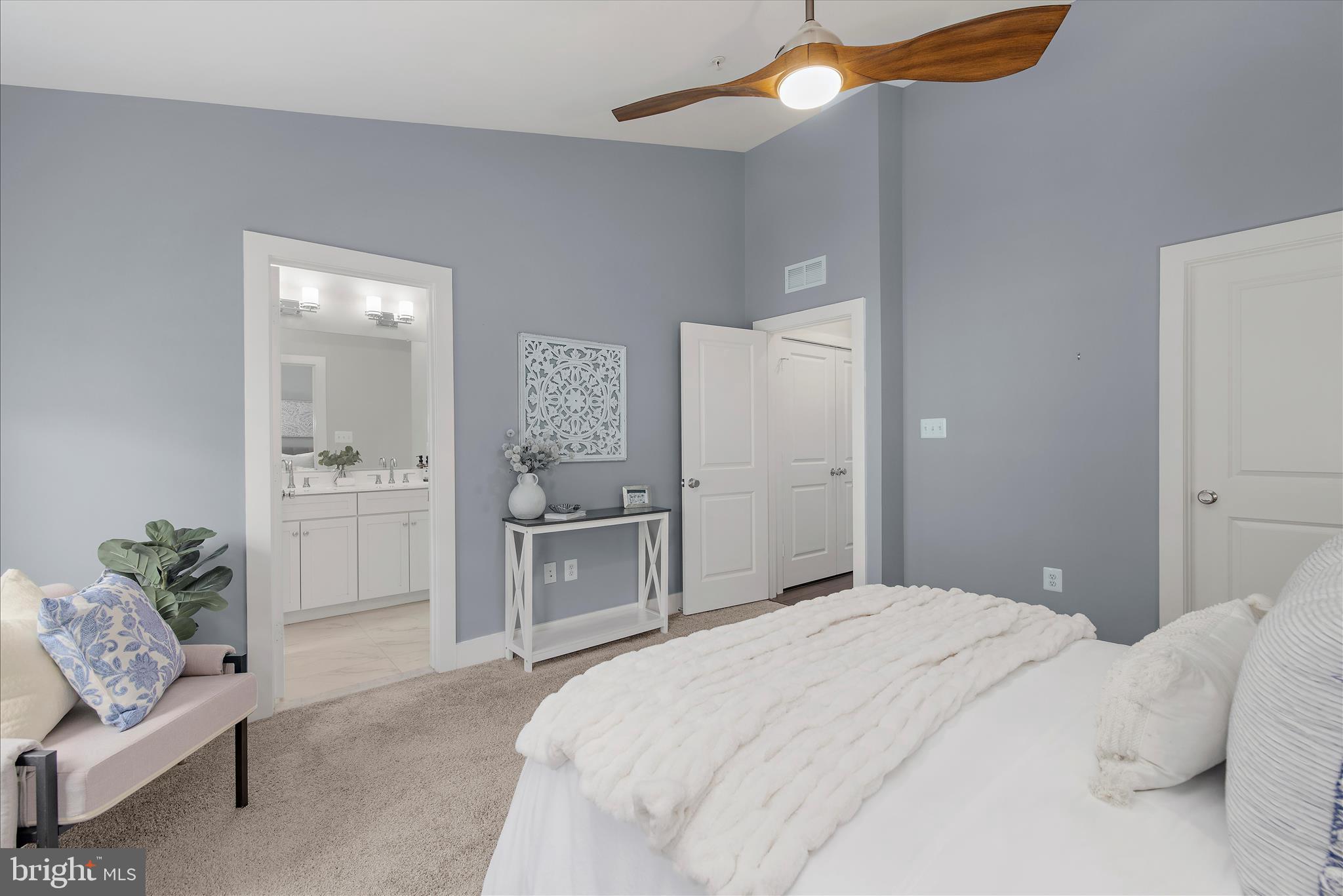 PRIMROSE HILL - Residential