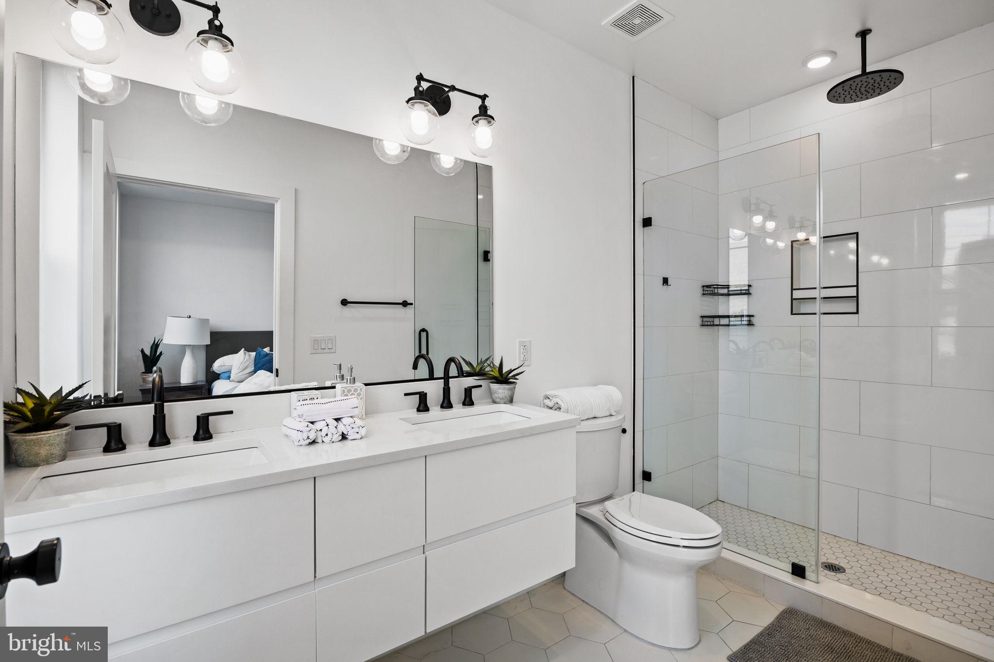 GRADUATE HOSPITAL - Residential