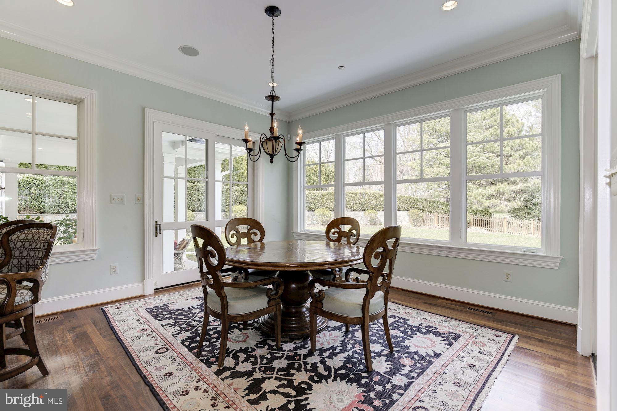 MCAULEY PARK - Residential