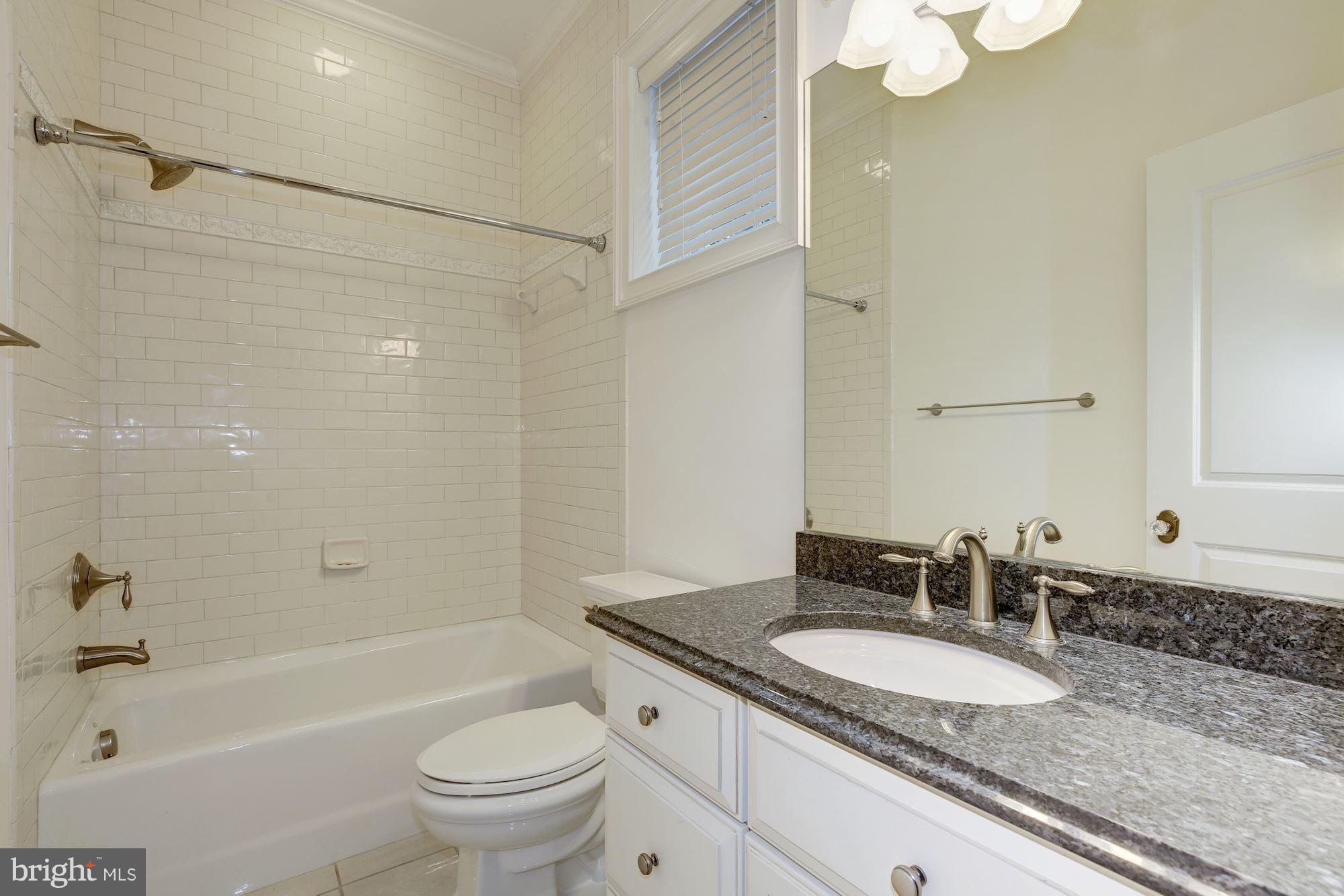 MCAULEY PARK - Residential