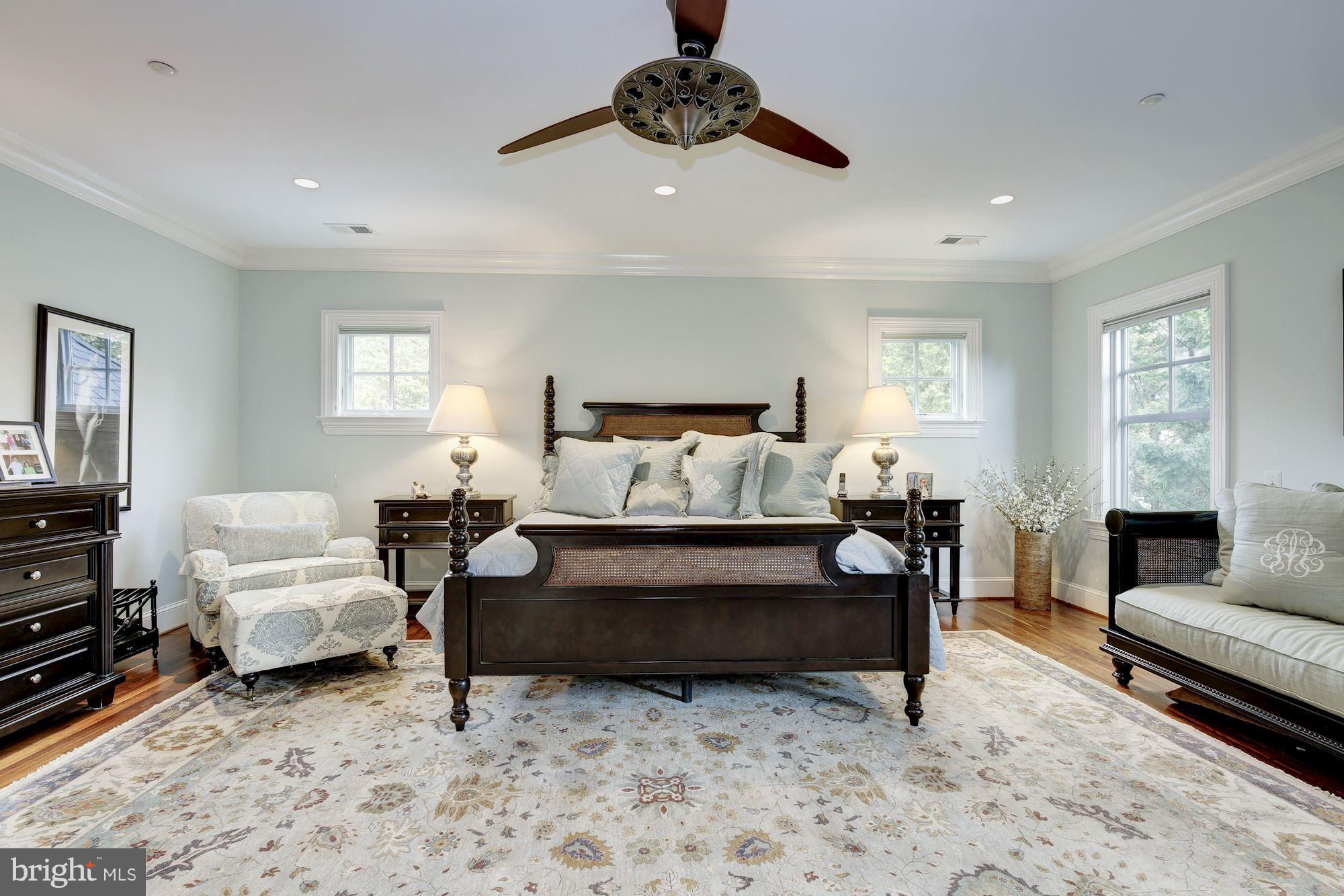 MCAULEY PARK - Residential