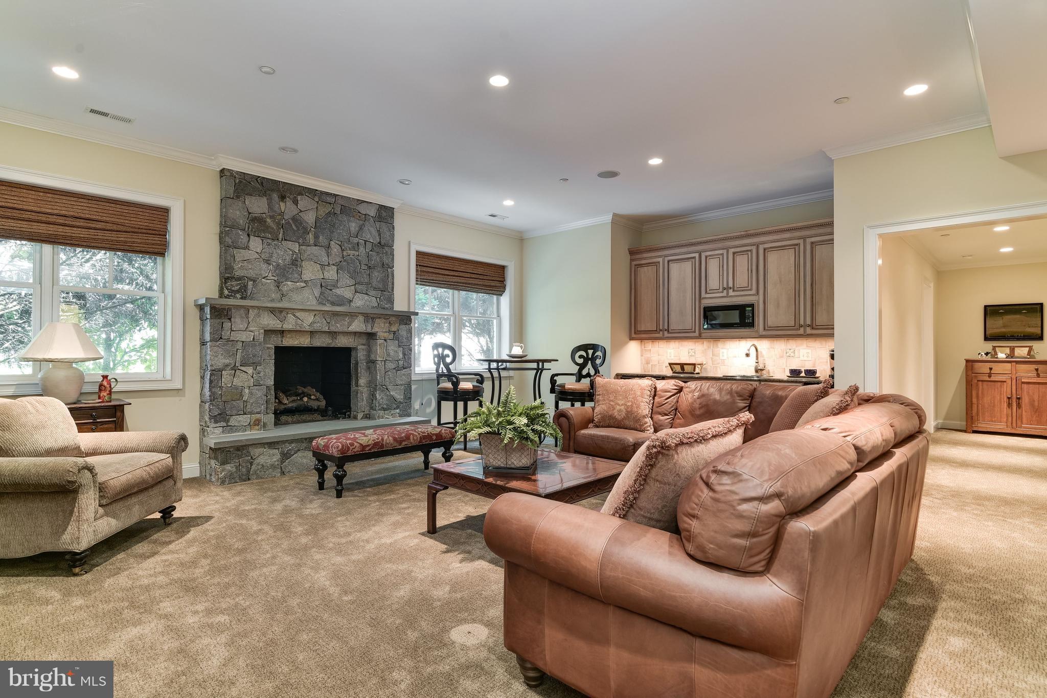 MCAULEY PARK - Residential