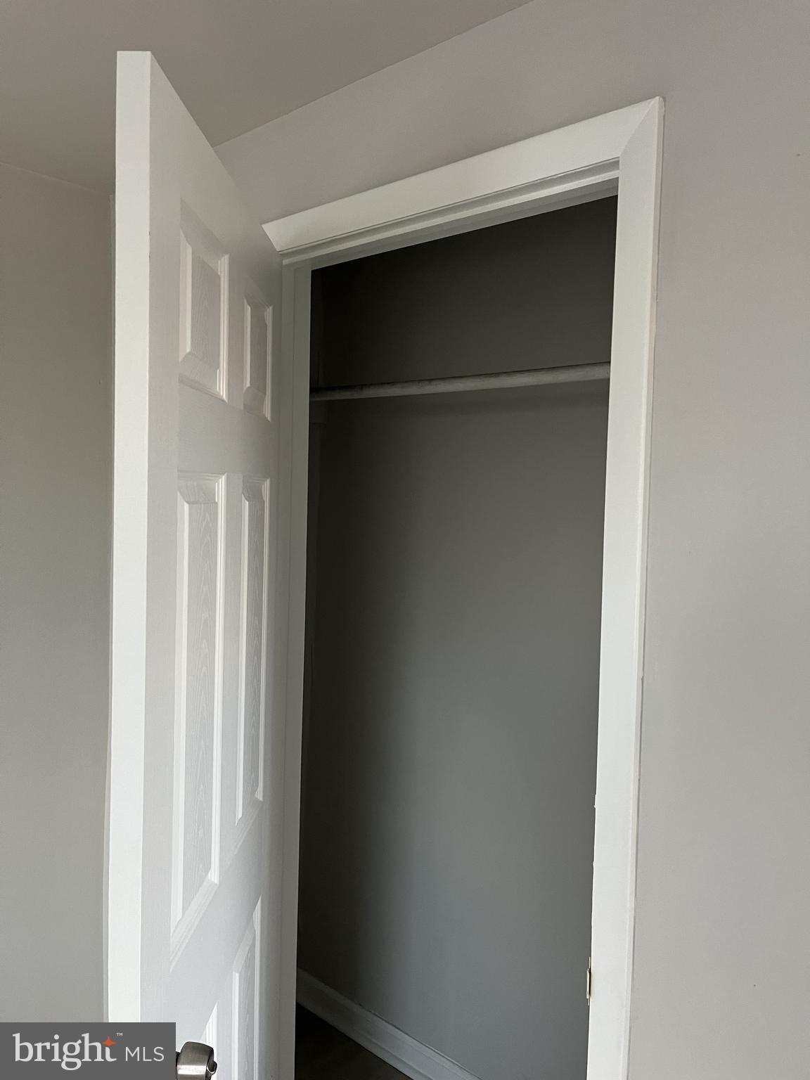 WASHINGTON VILLAGE - Residential Lease