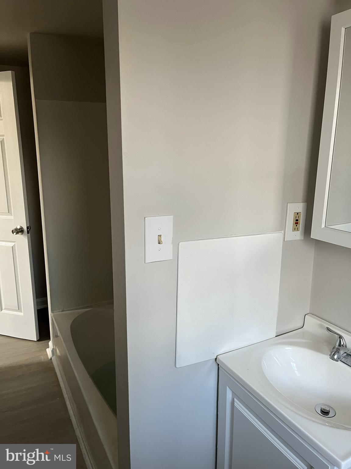 WASHINGTON VILLAGE - Residential Lease