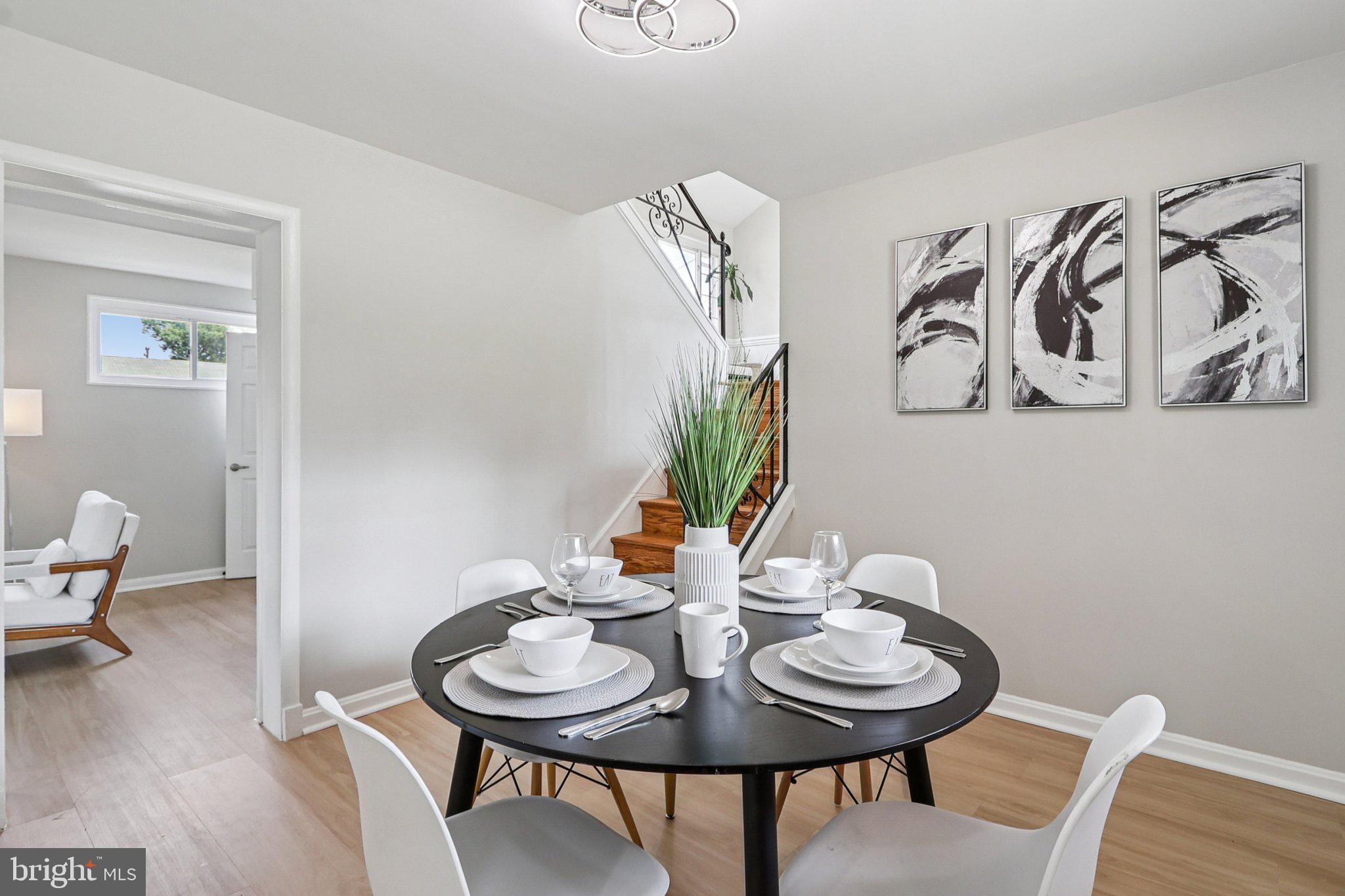 ROLLING RIDGE - Residential