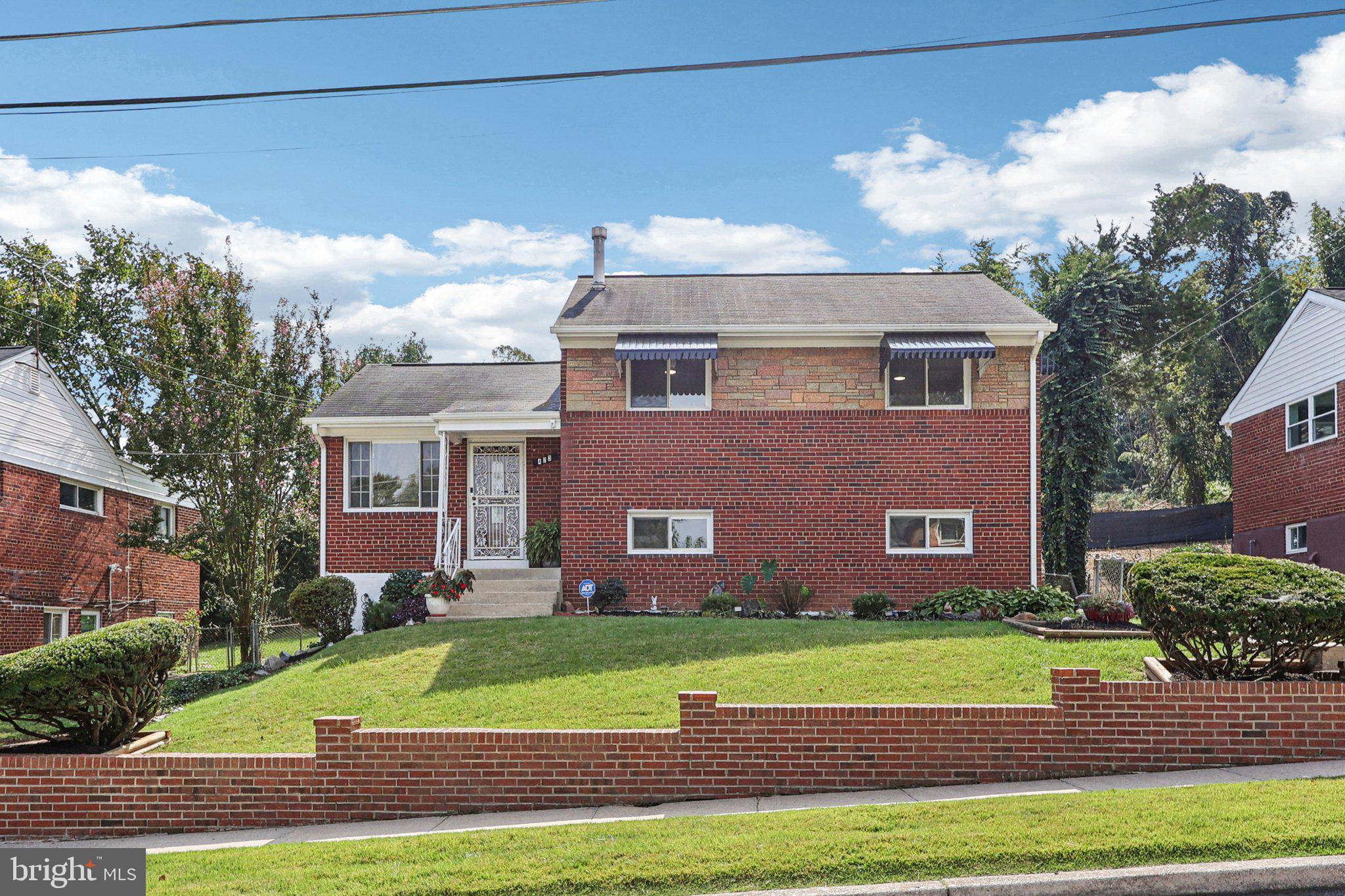 ROLLING RIDGE - Residential