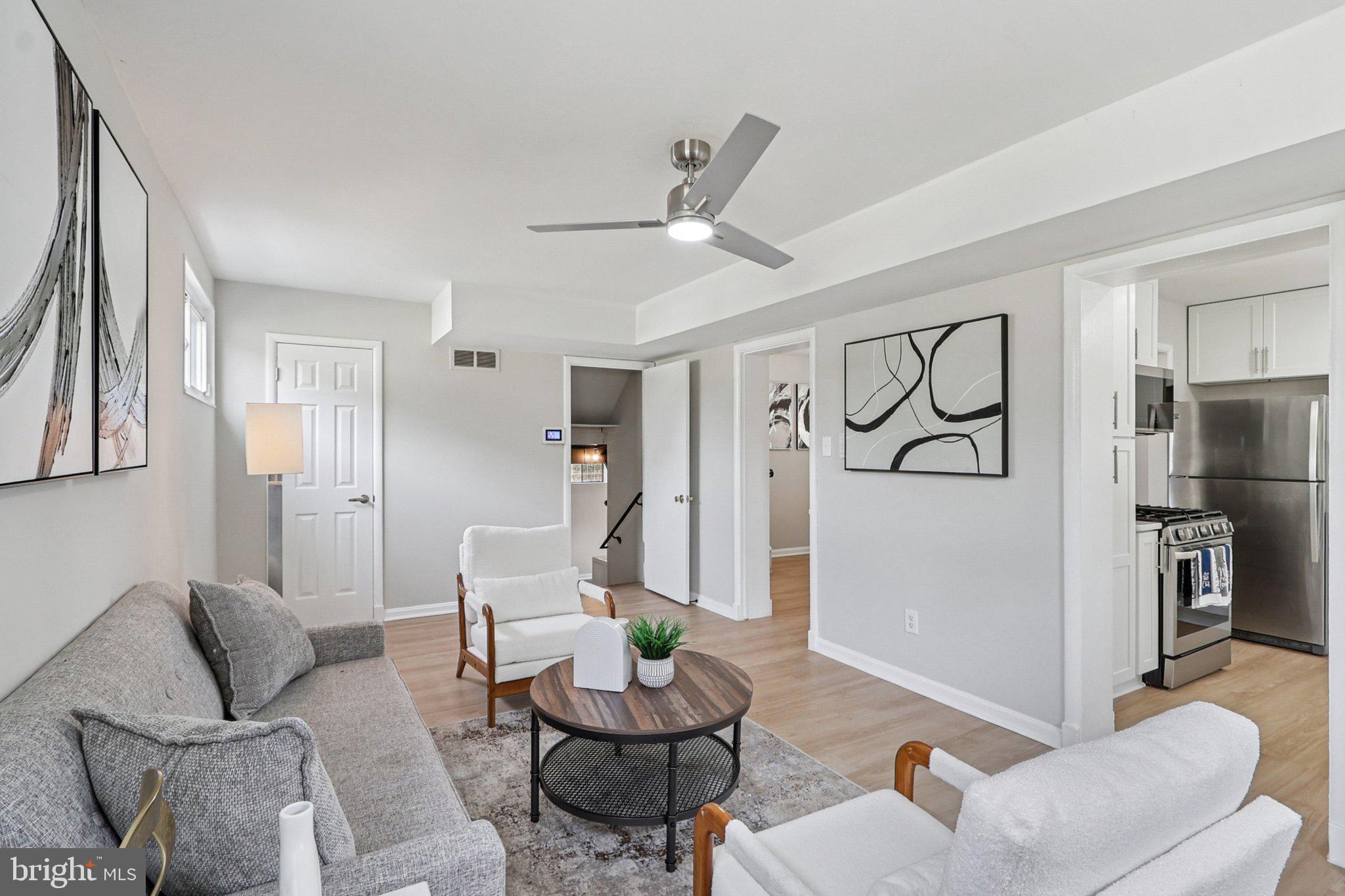 ROLLING RIDGE - Residential