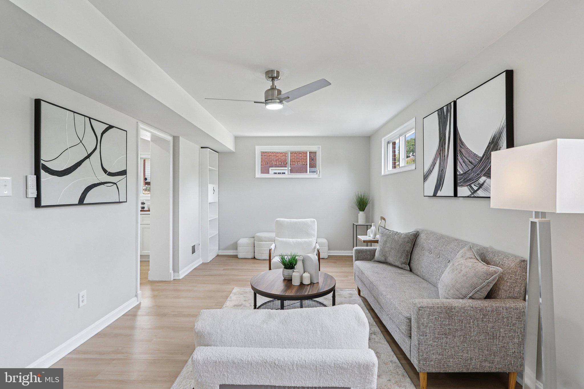 ROLLING RIDGE - Residential