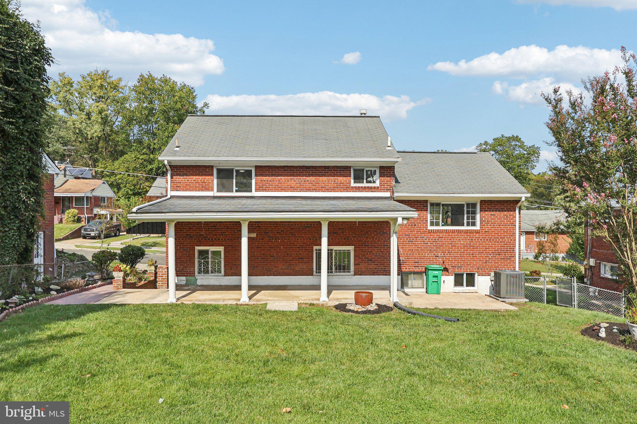 ROLLING RIDGE - Residential