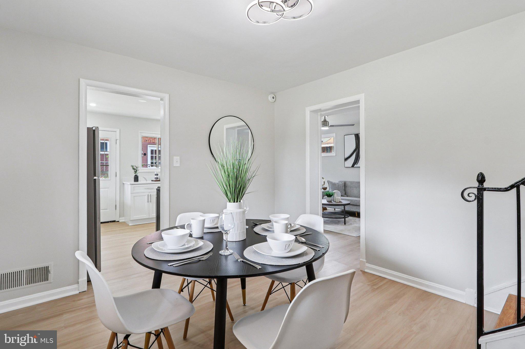 ROLLING RIDGE - Residential