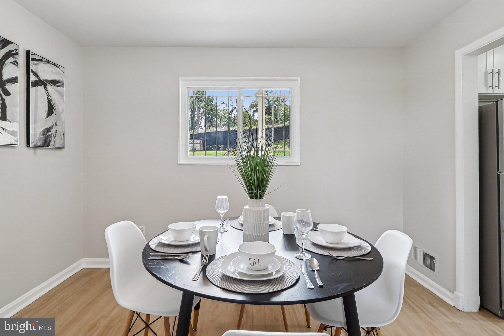 ROLLING RIDGE - Residential