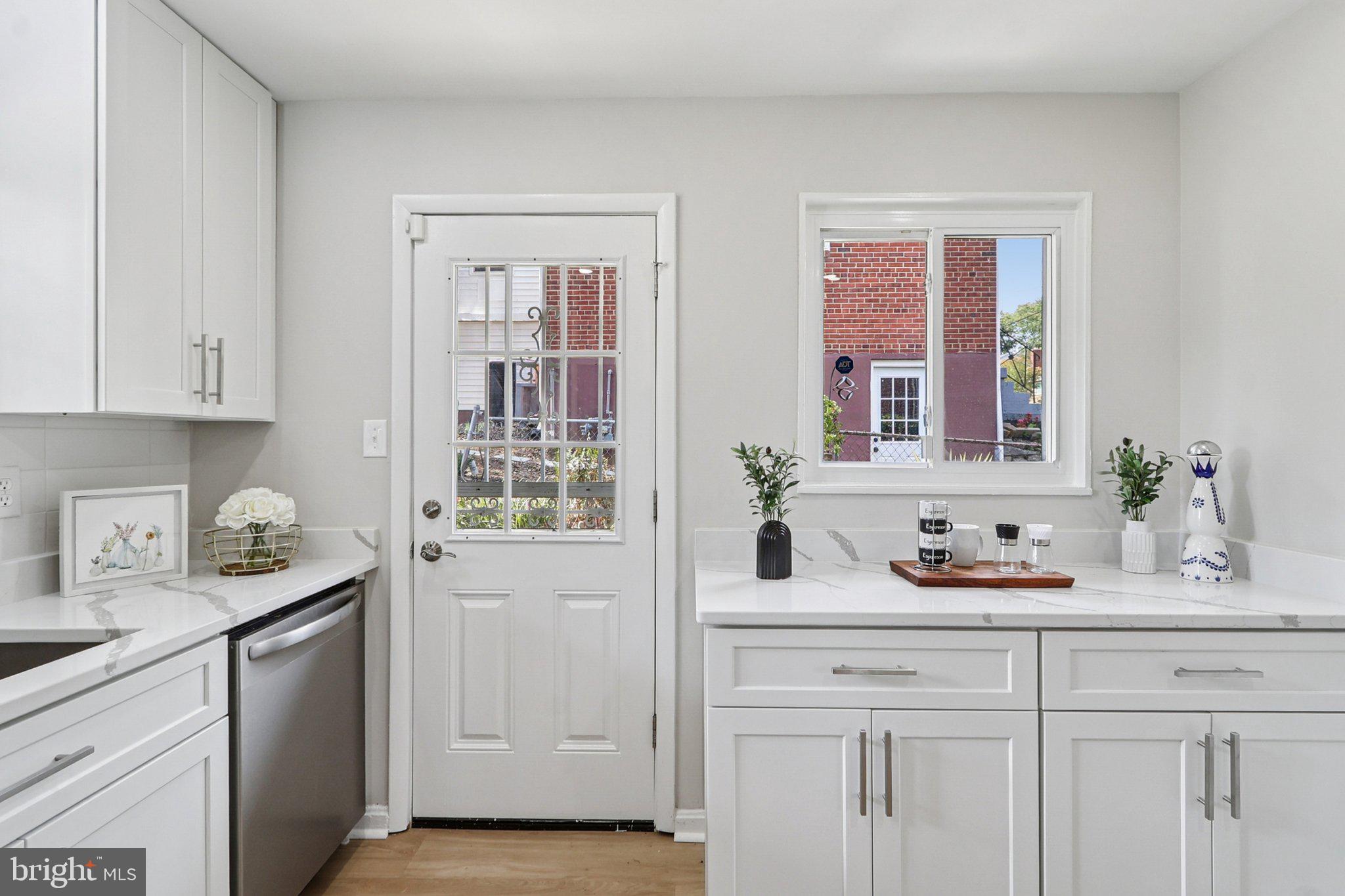 ROLLING RIDGE - Residential