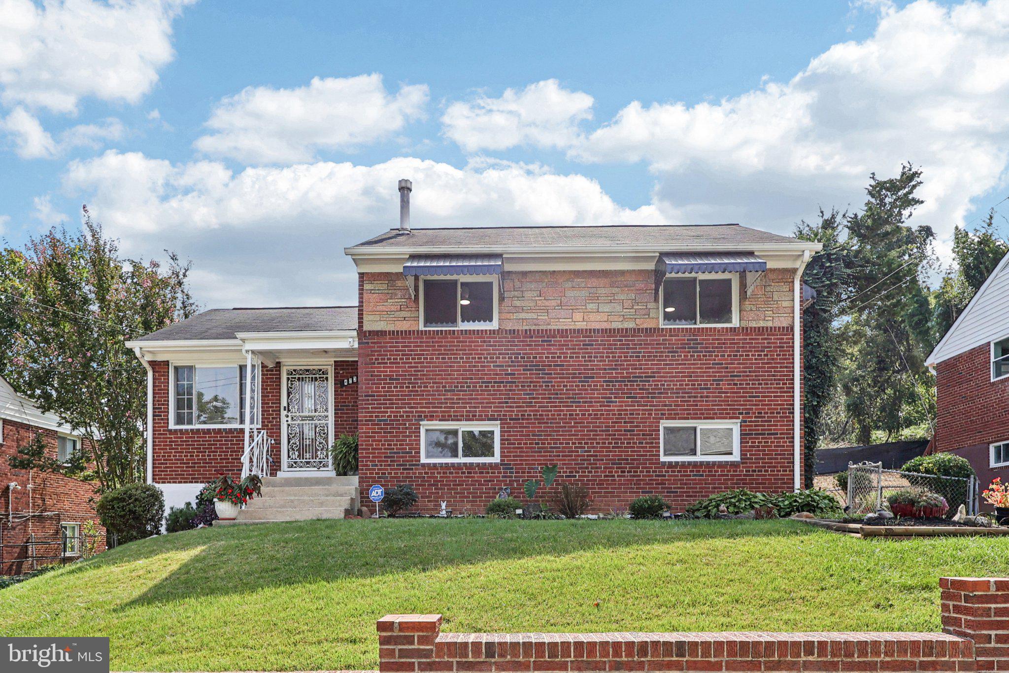 ROLLING RIDGE - Residential