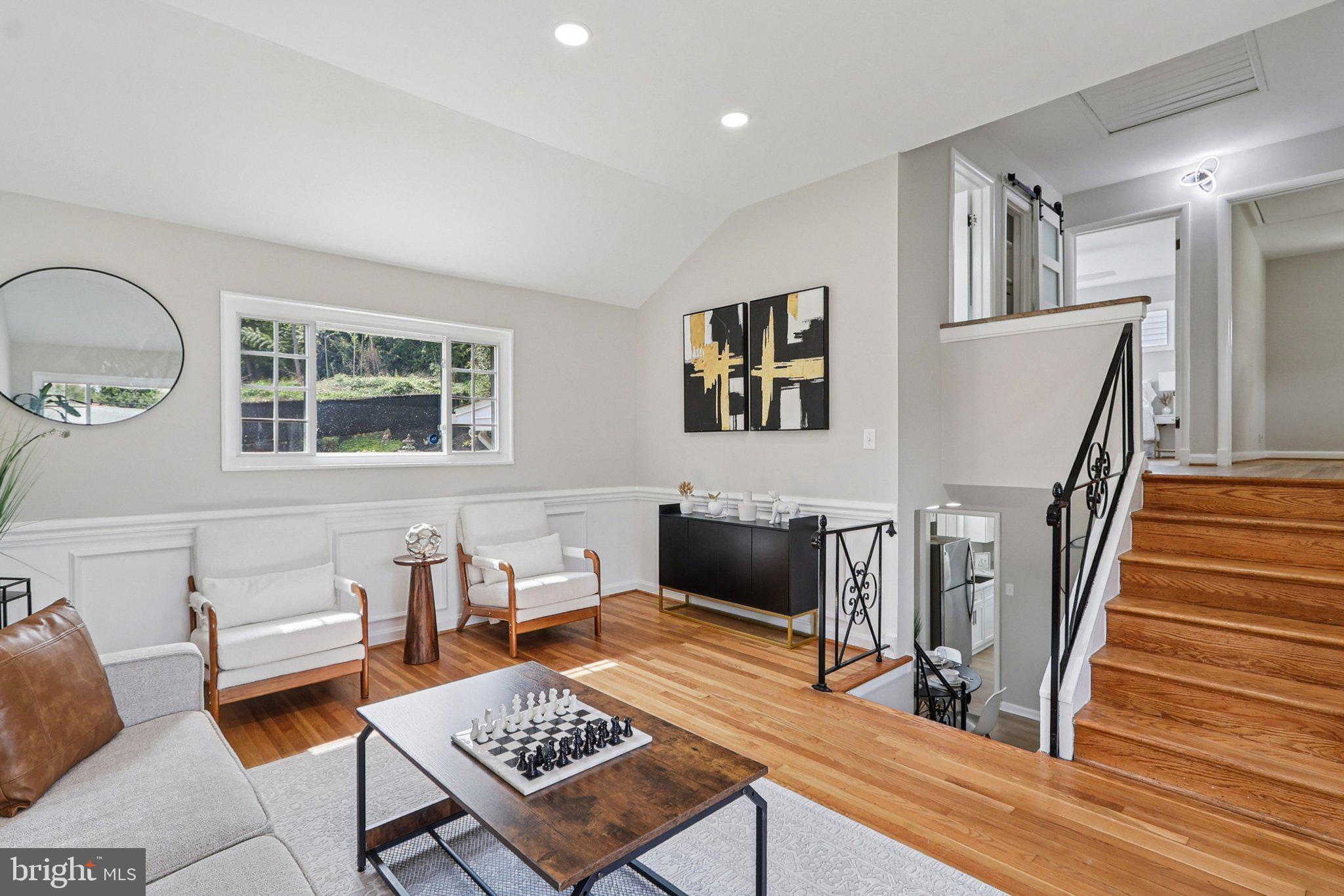 ROLLING RIDGE - Residential