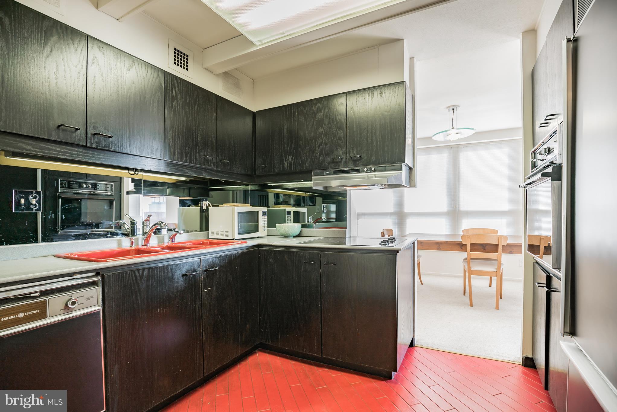 RITTENHOUSE SQUARE - Residential Lease