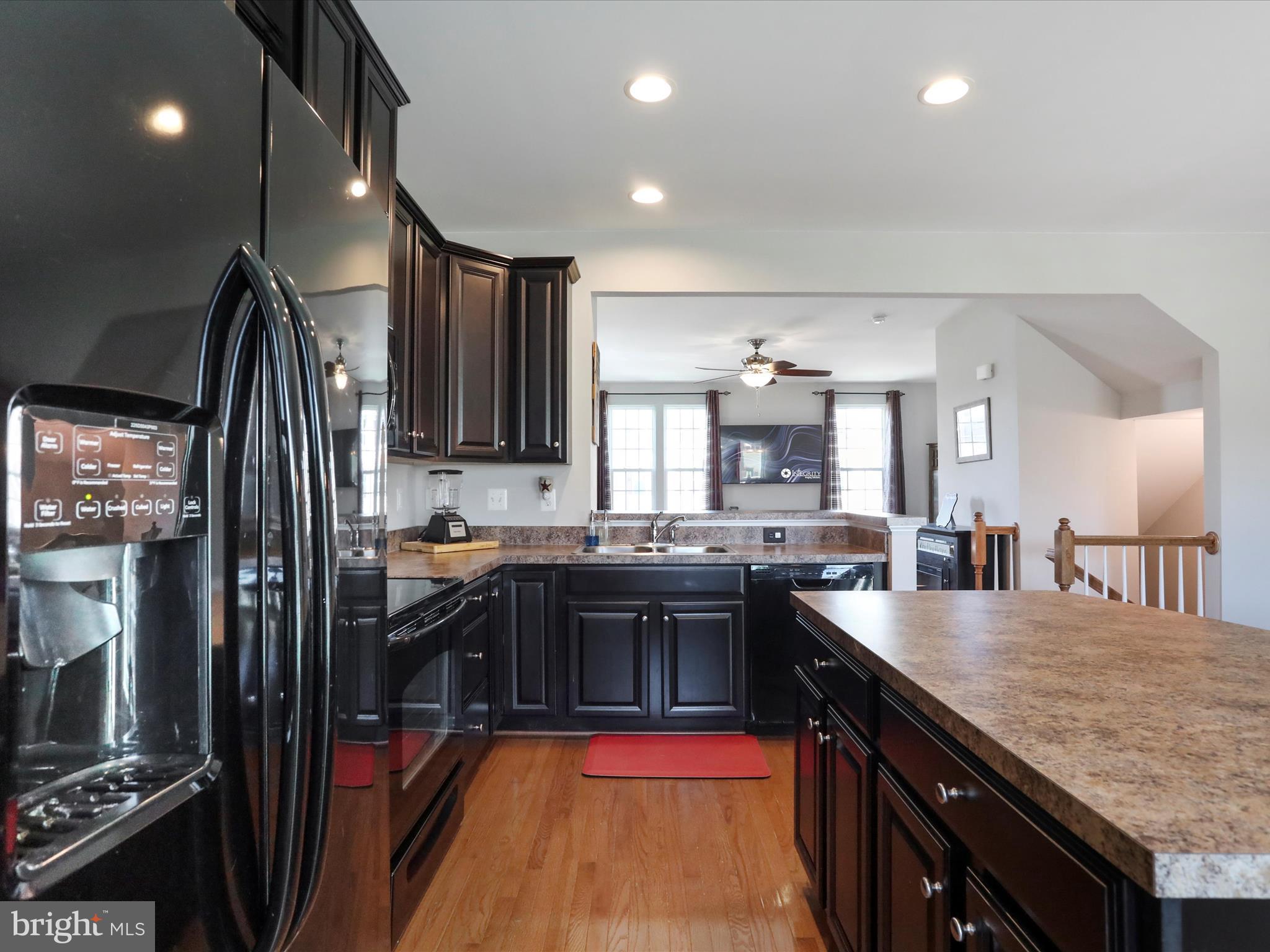 BROOKFIELD - Residential