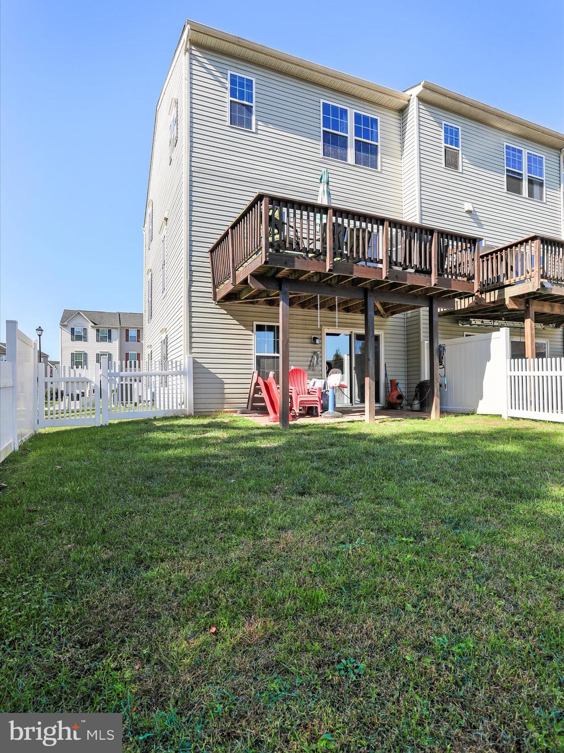 BROOKFIELD - Residential