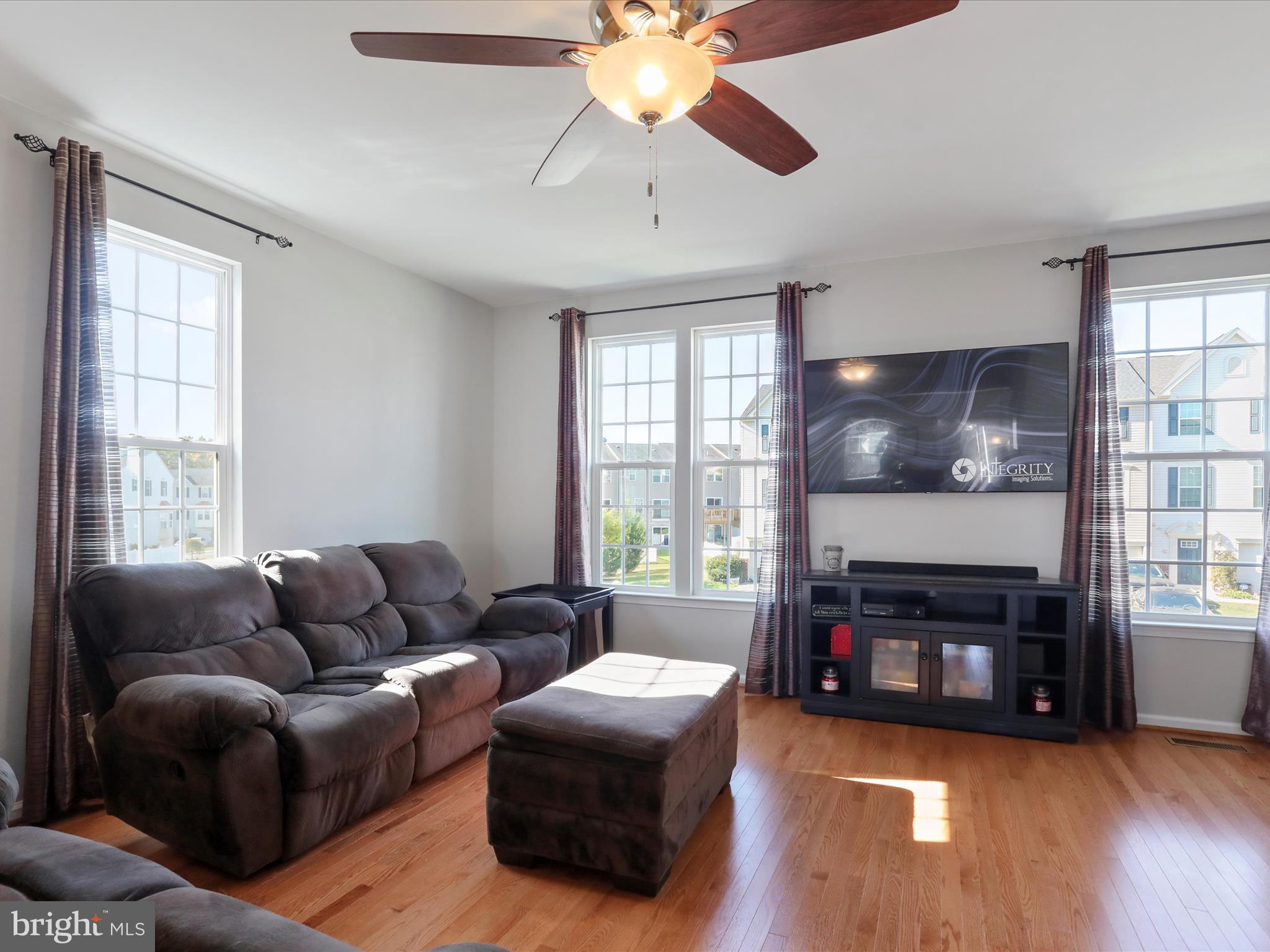 BROOKFIELD - Residential