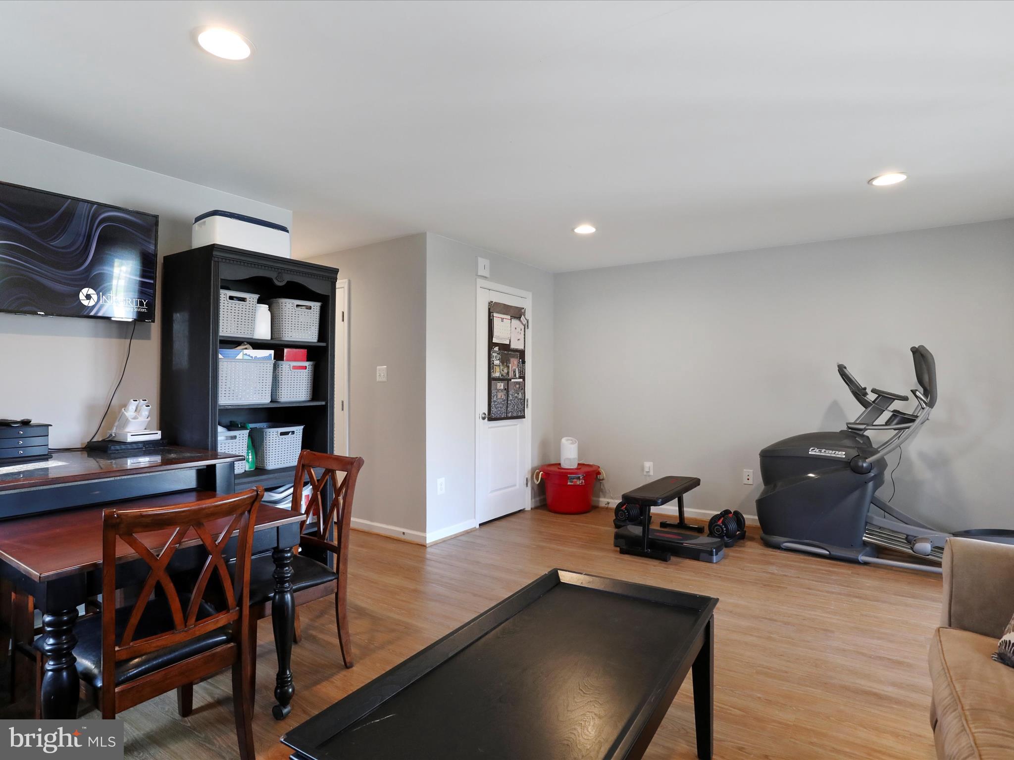 BROOKFIELD - Residential