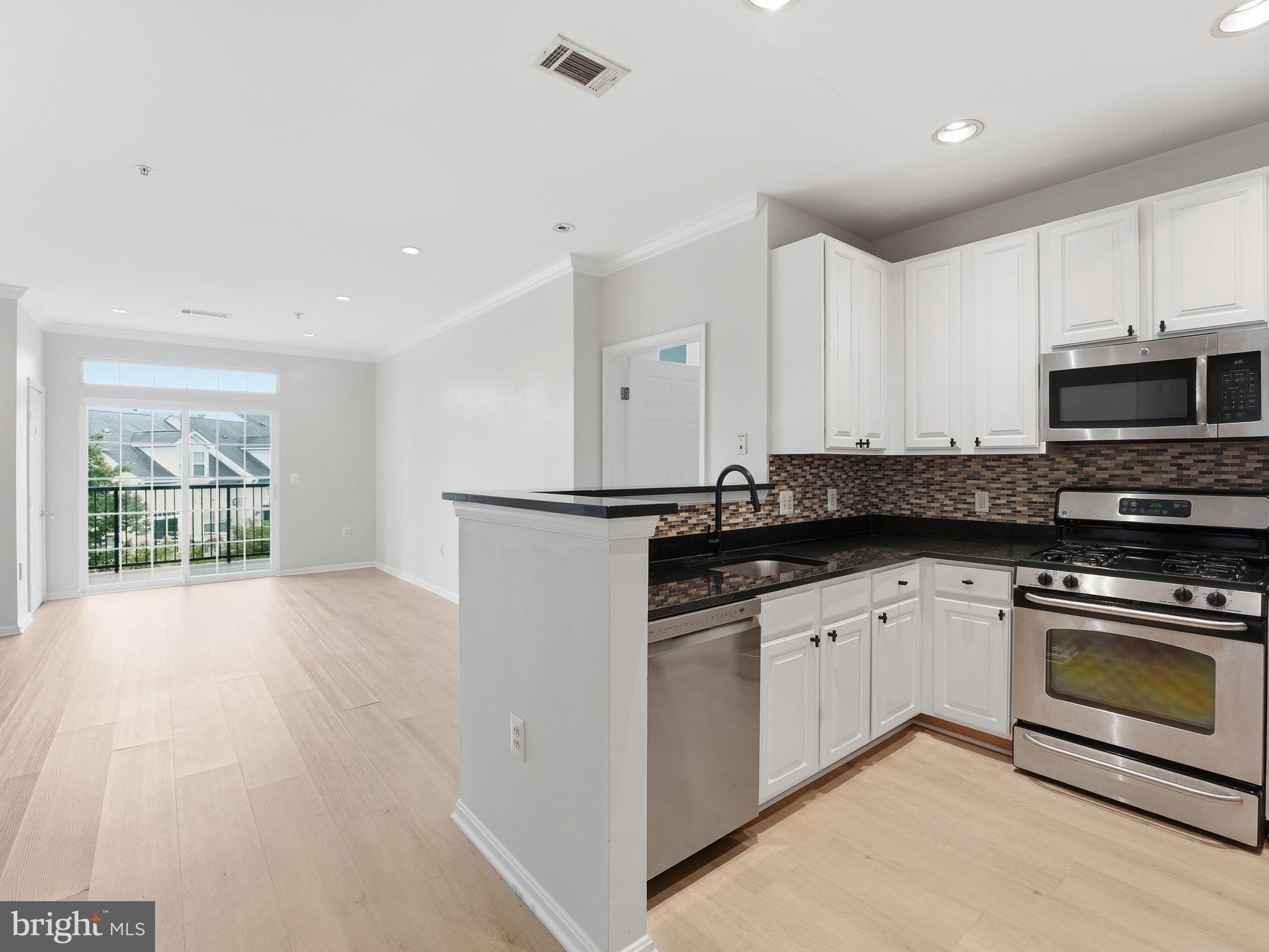 2301 25TH STREET S 4-301