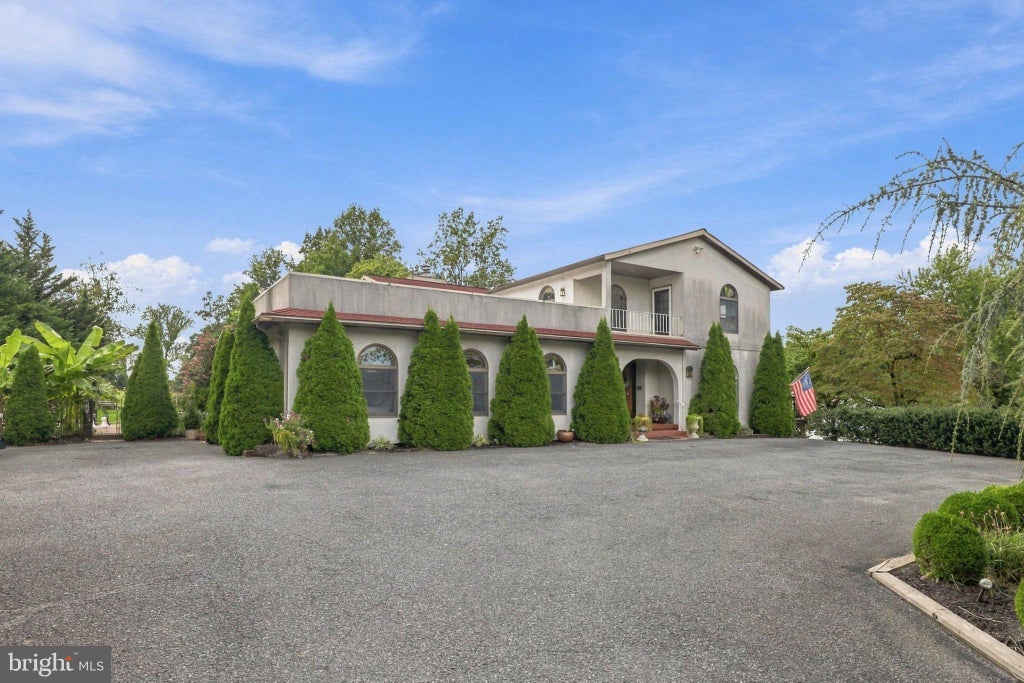 Photo of 112 Hillsdale Road, ELIZABETHTOWN, PA 17022 (MLS # PALA2096588)