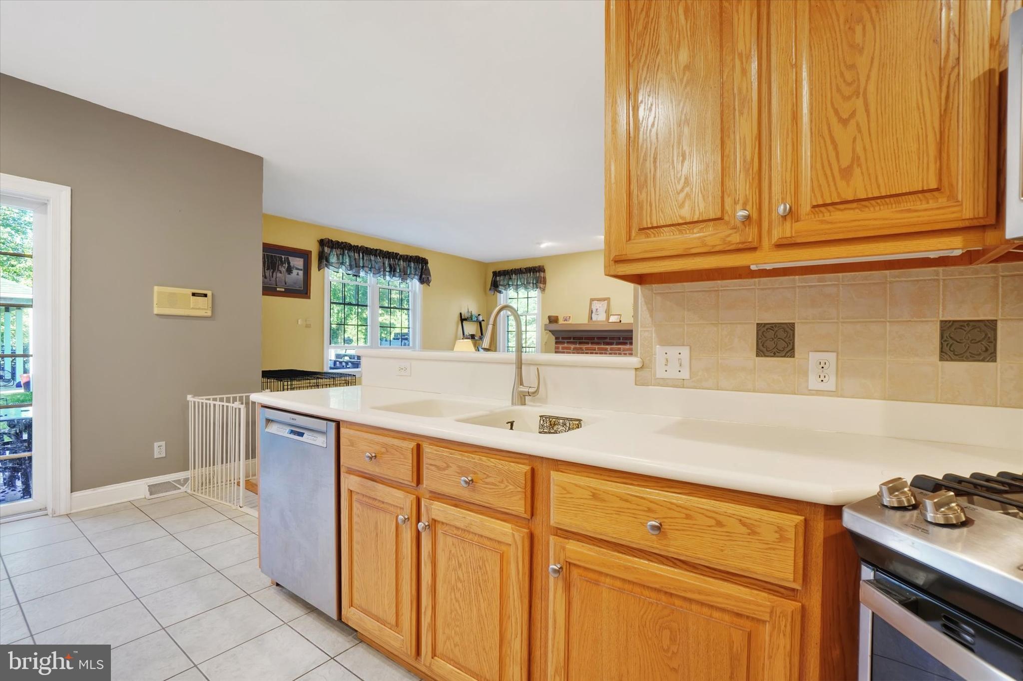 HEPPLEWHITE ESTATES - Residential