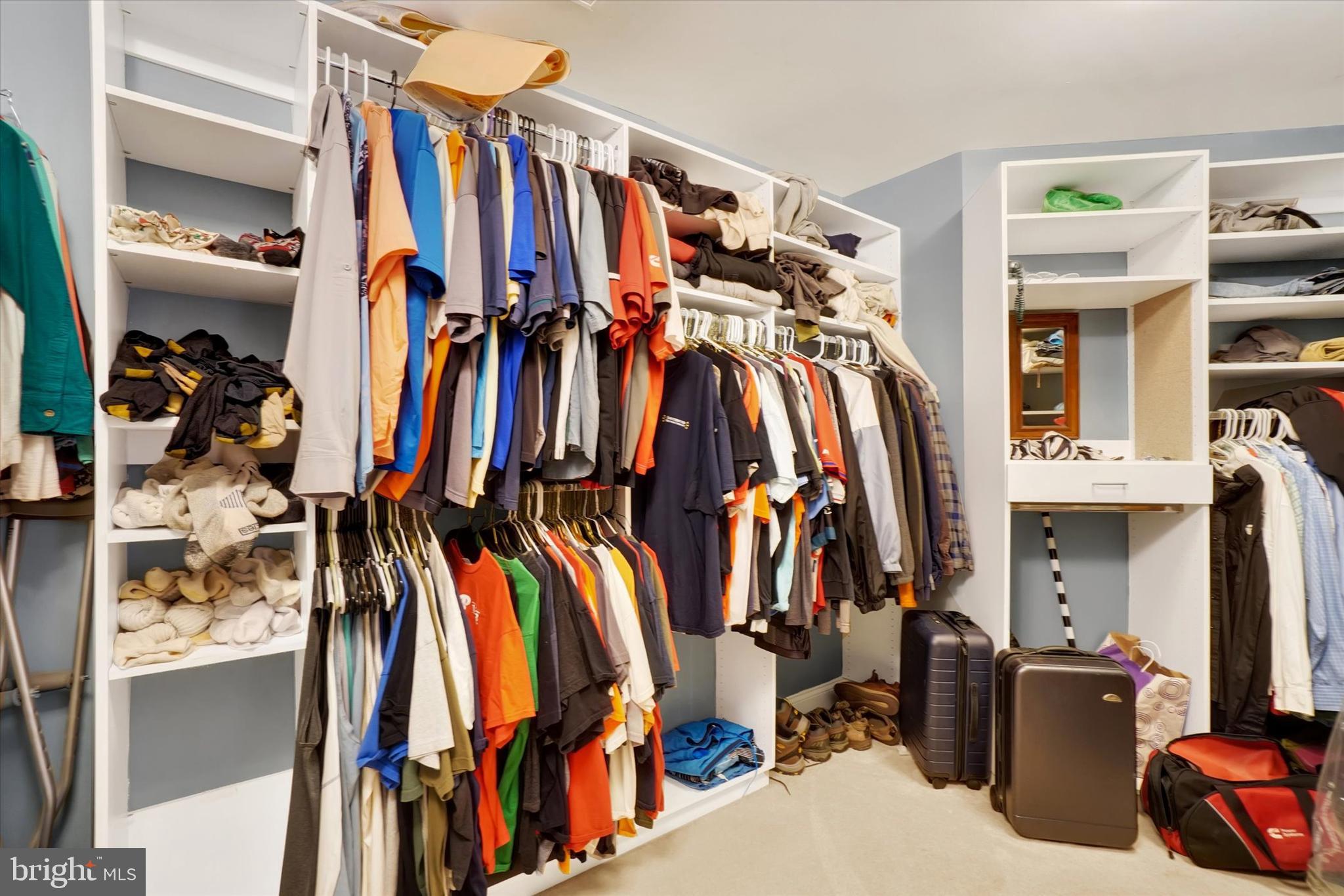 HEPPLEWHITE ESTATES - Residential