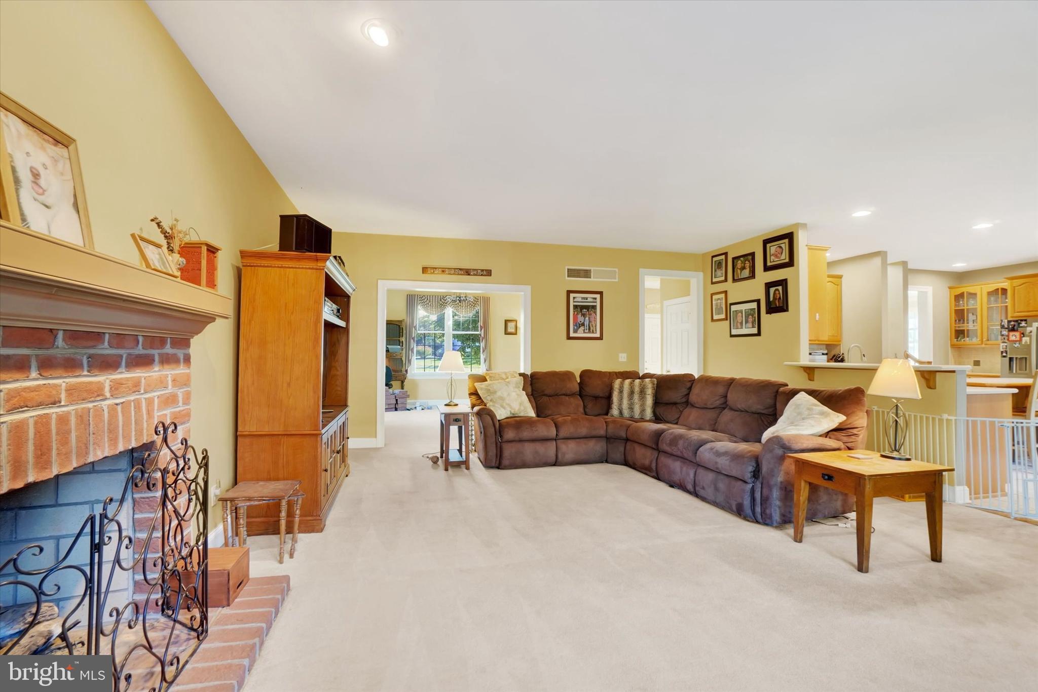 HEPPLEWHITE ESTATES - Residential