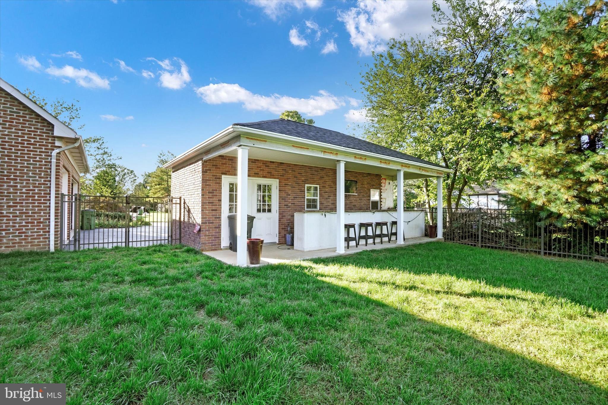 HEPPLEWHITE ESTATES - Residential