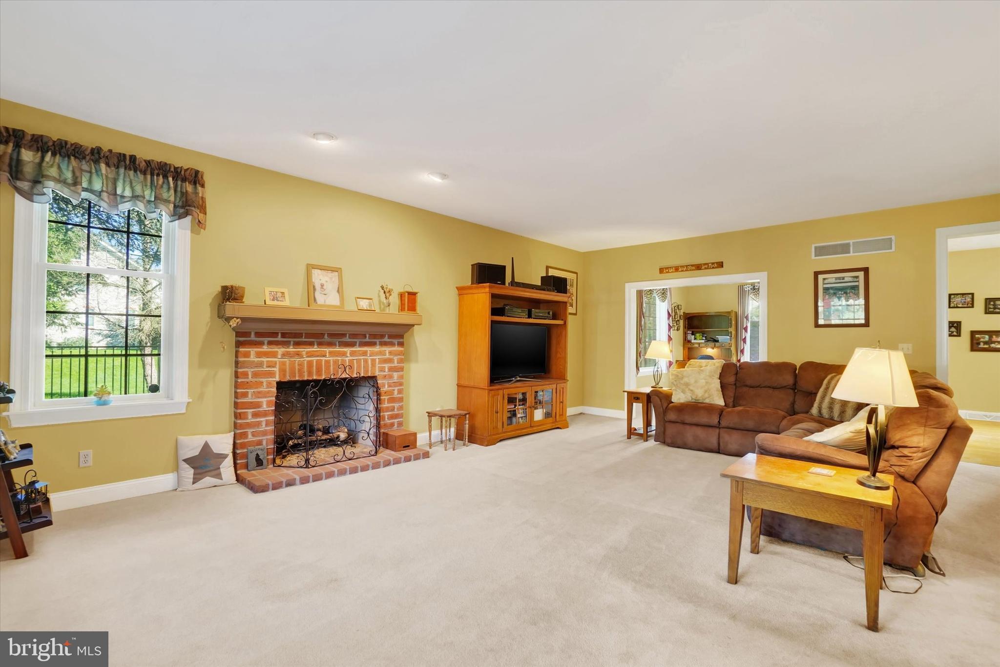 HEPPLEWHITE ESTATES - Residential