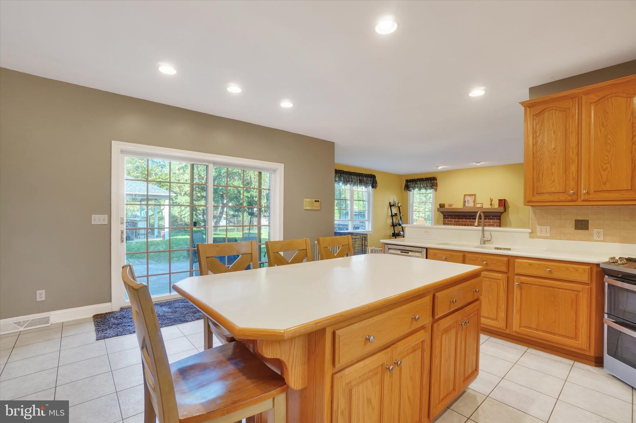 HEPPLEWHITE ESTATES - Residential