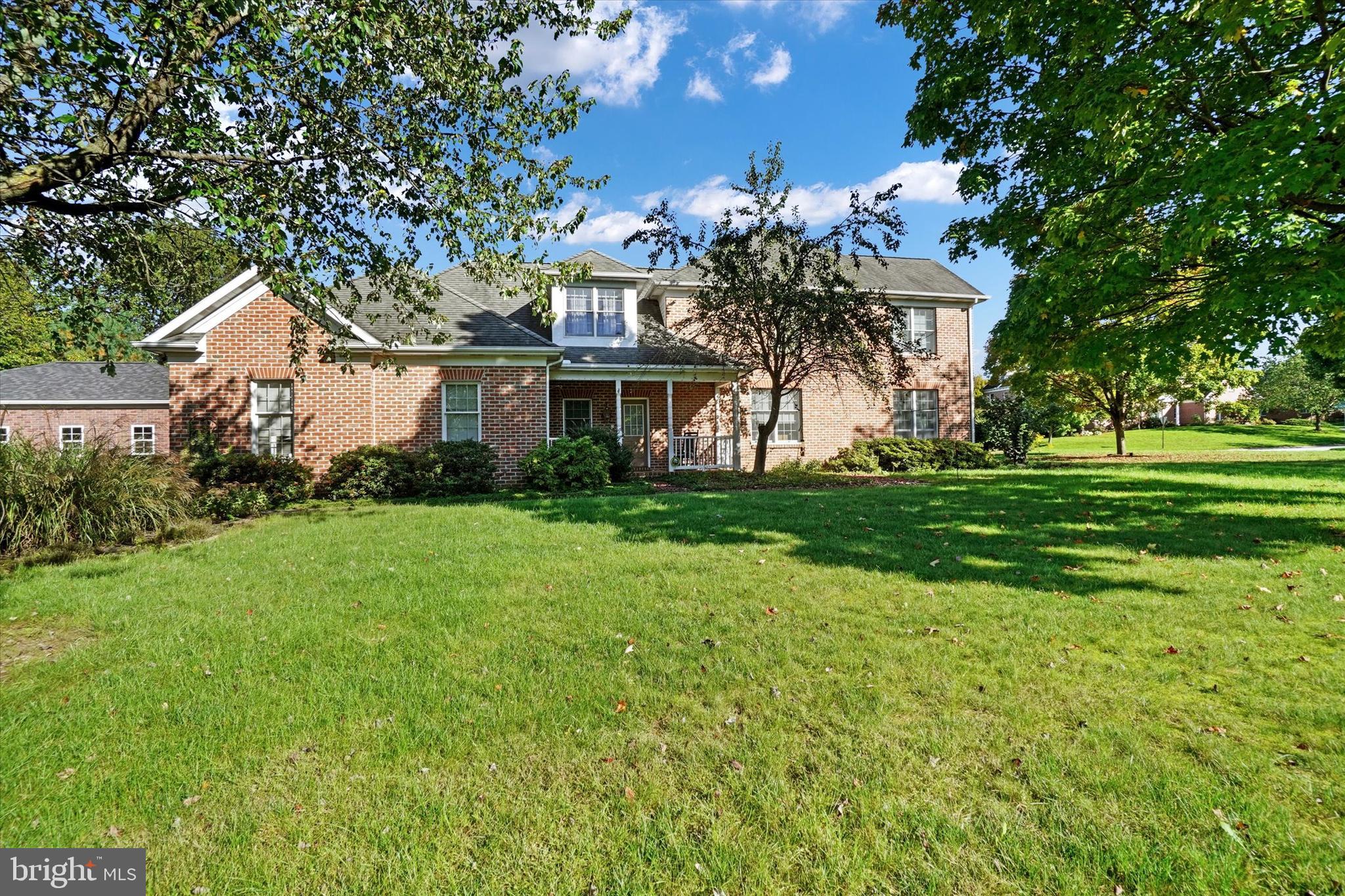 HEPPLEWHITE ESTATES - Residential