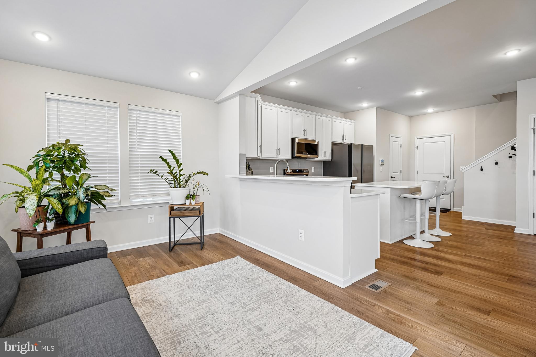 HUNTWELL WEST - Residential