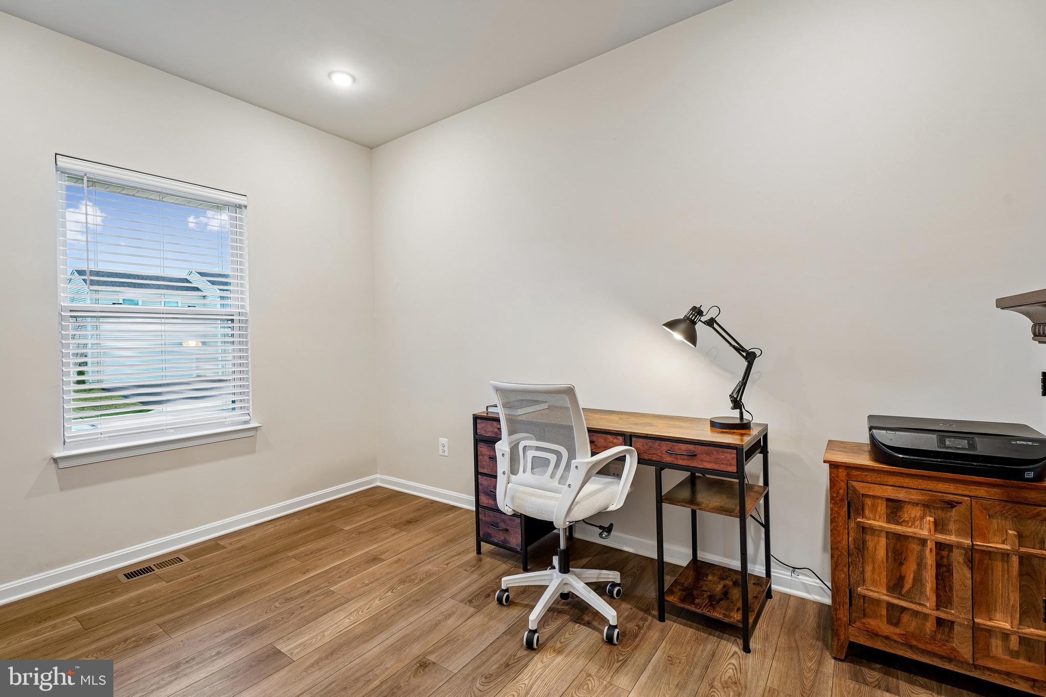 HUNTWELL WEST - Residential