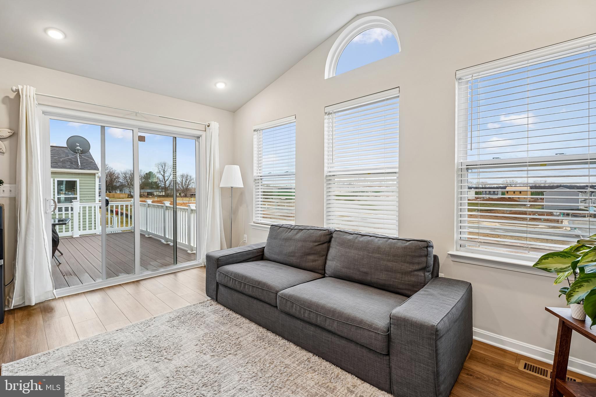 HUNTWELL WEST - Residential