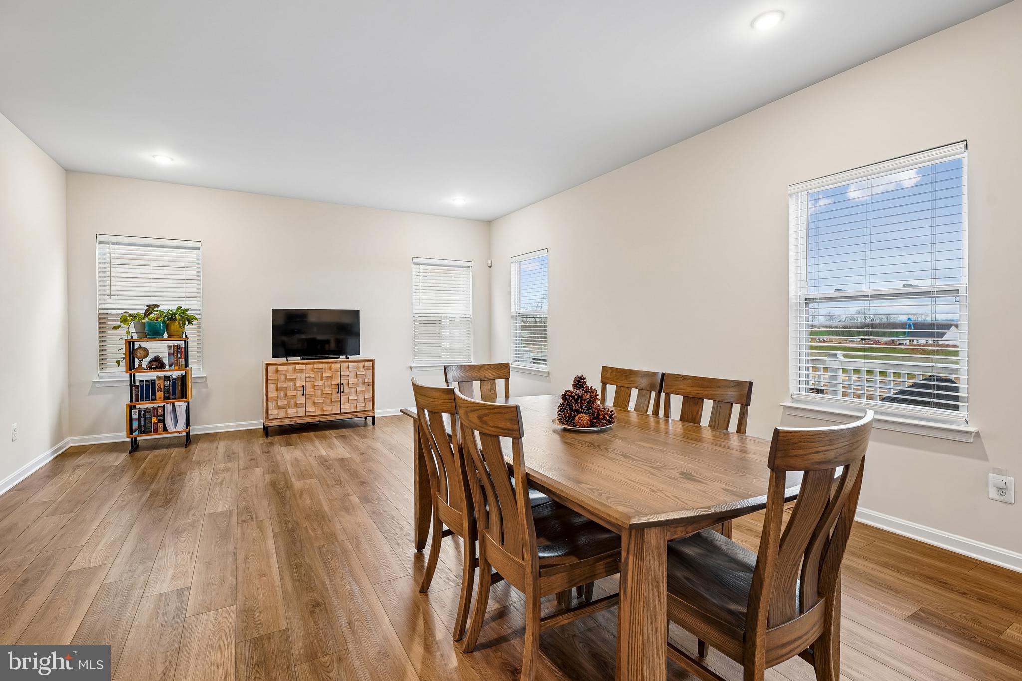 HUNTWELL WEST - Residential