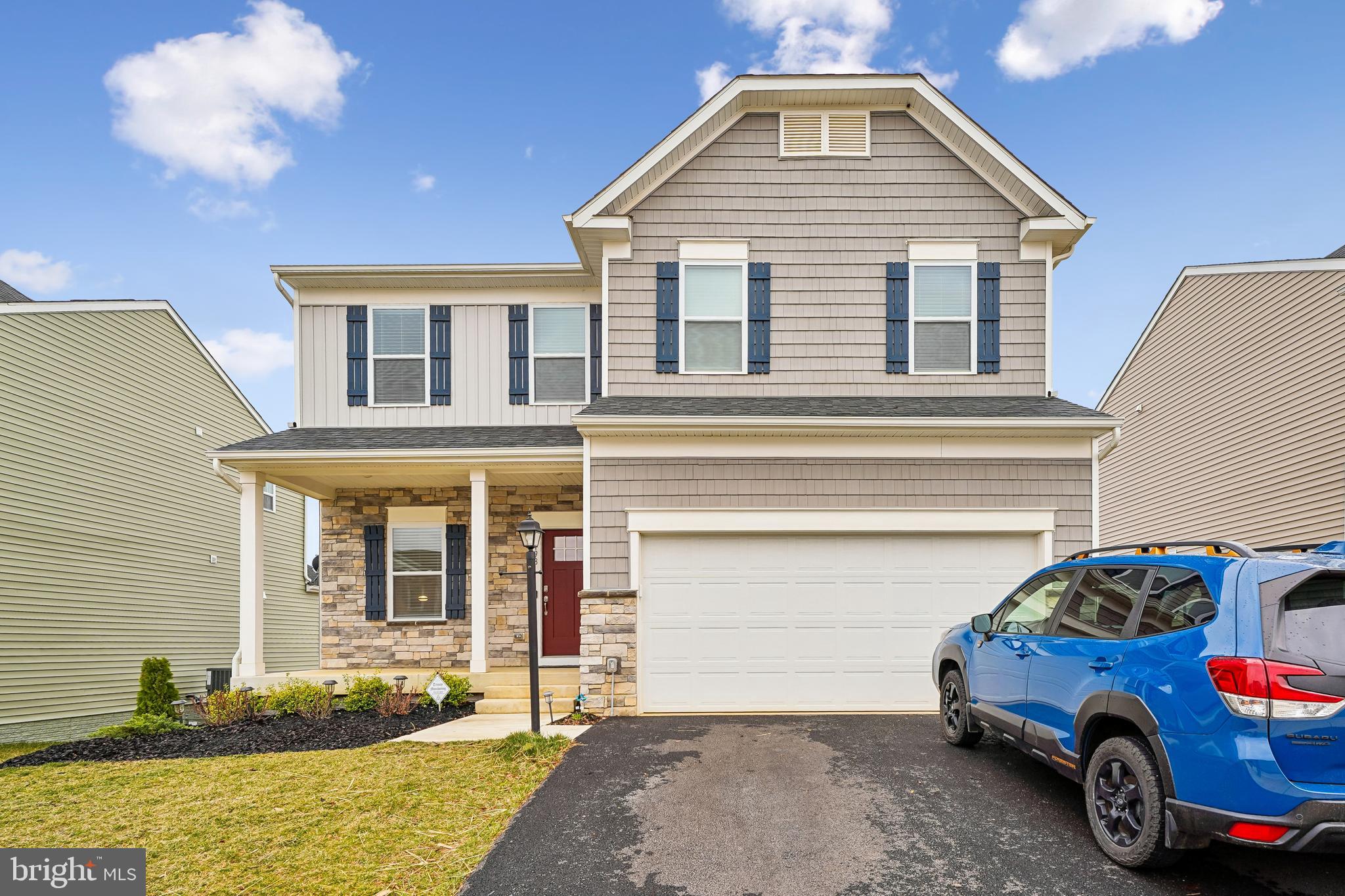 HUNTWELL WEST - Residential