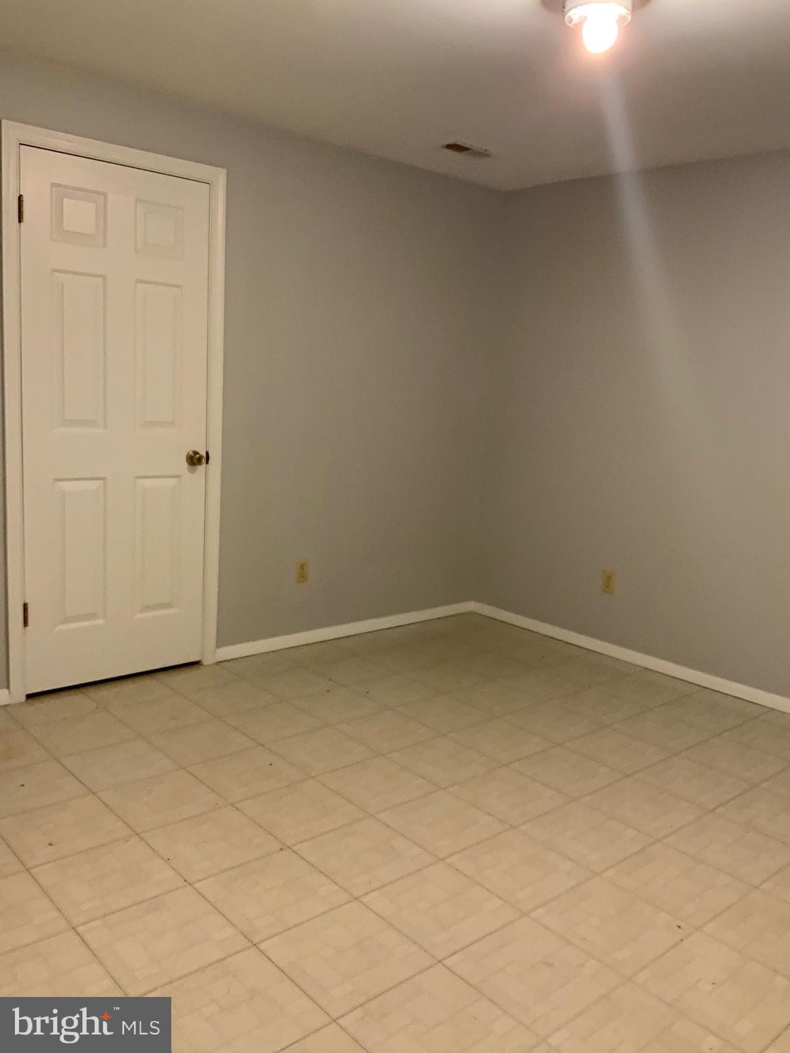 FAIRFAX CLUB ESTATES - Residential