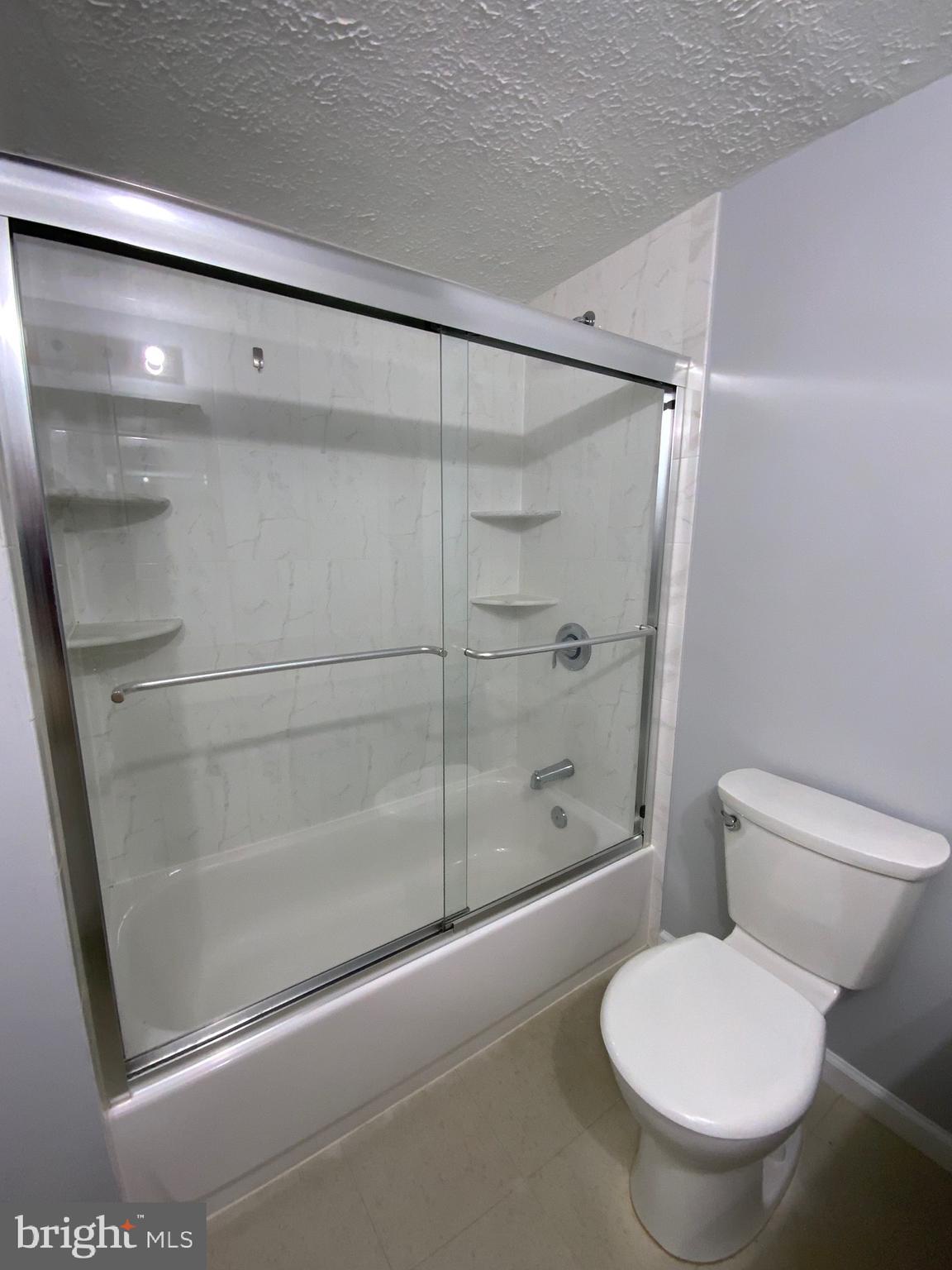 FAIRFAX CLUB ESTATES - Residential