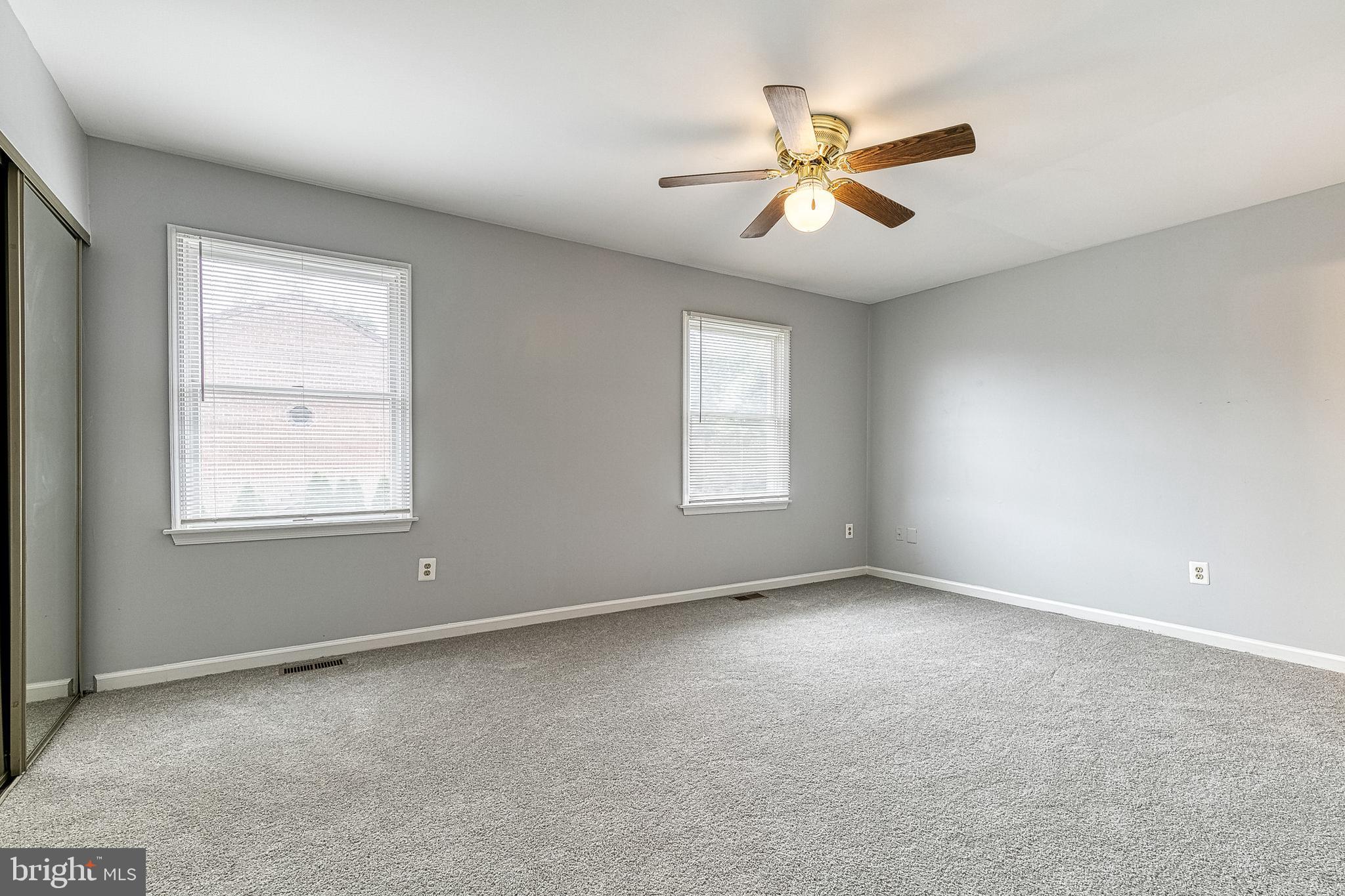 HUNTERS RUN - Residential Lease